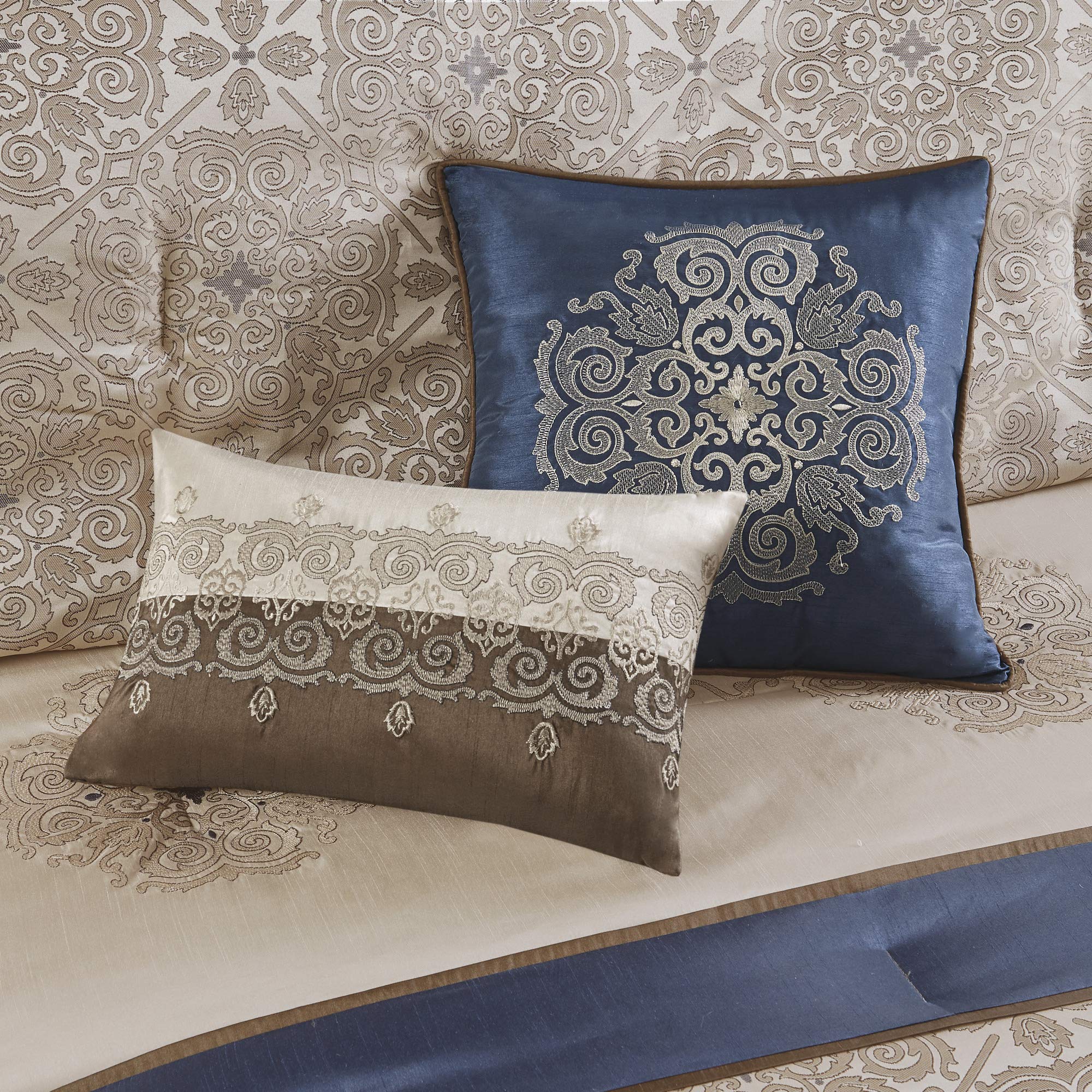 Madison Park Essentials Delaney 24-Piece Luxury Bedding Set - Satin Jacquard Comforter, Sheets, Decorative Pillows & Curtains - All Season King Size (104