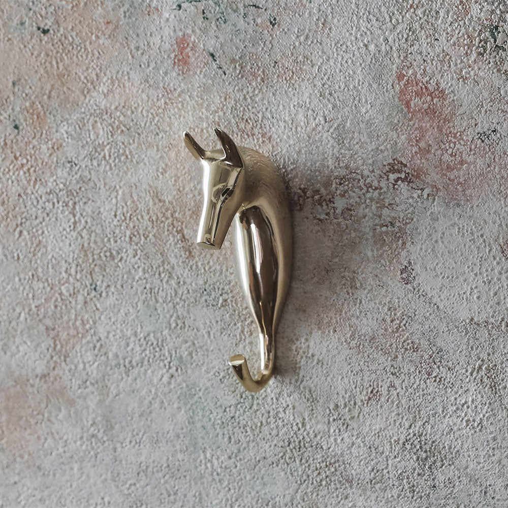 Vintage Brass Horse Hook - Heavy Duty Wall Mounted Coat Rack for Jackets, Hats & Leashes | Perfect for Entryway, Mudroom & Stable Organization