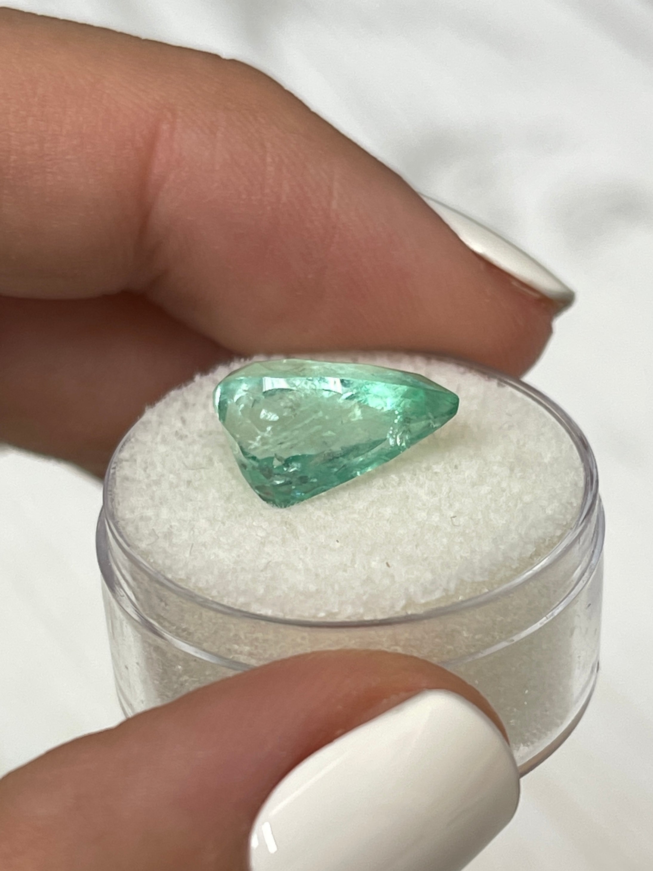 5.57 Carat Natural Colombian Emerald Pear Cut Loose Gemstone - Radiant Light Green for Jewelry Making & Engagement Rings