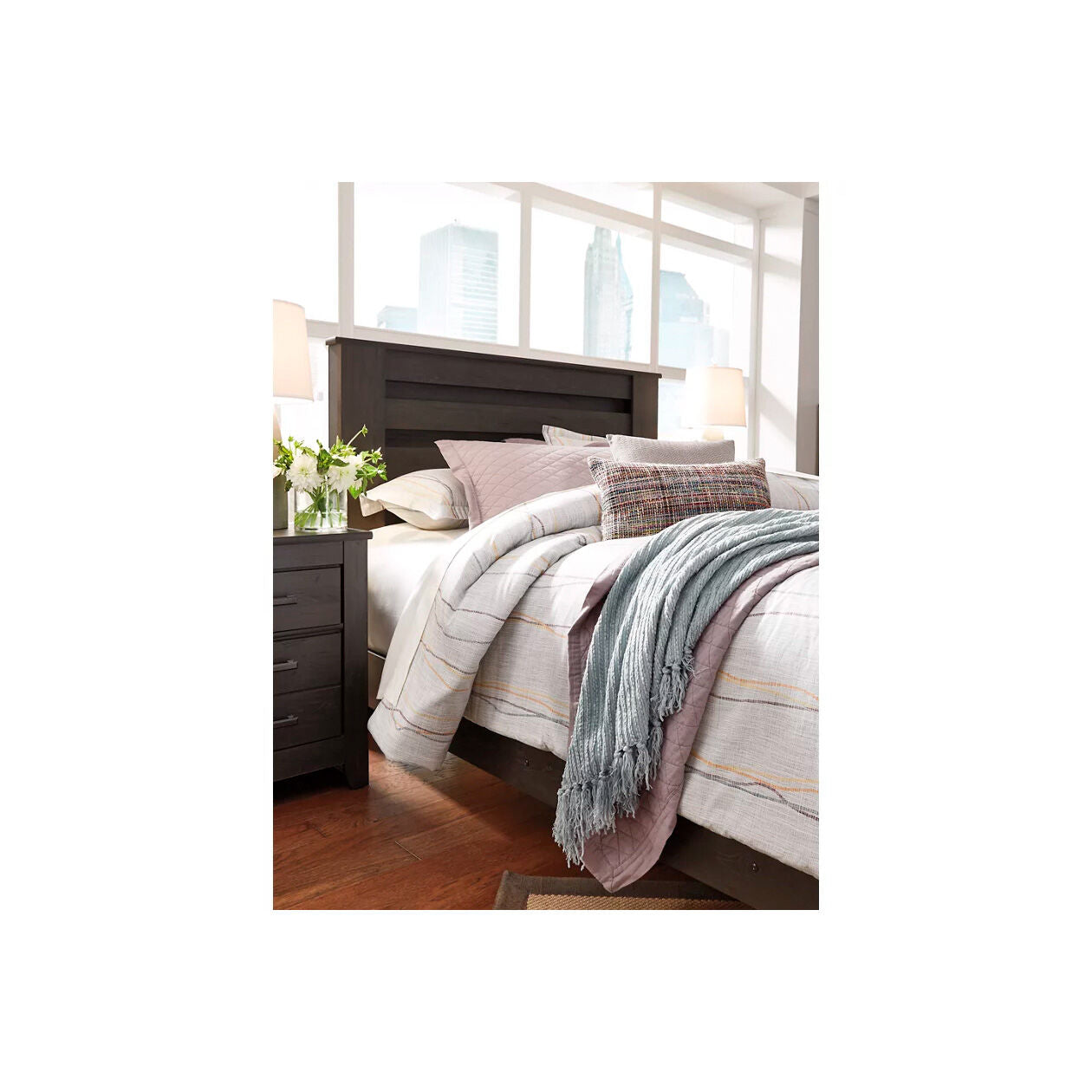 Brinxton Panel Bed - Modern Wooden Platform Bed Frame with Headboard - Perfect for Bedroom, Guest Room & Dormitory