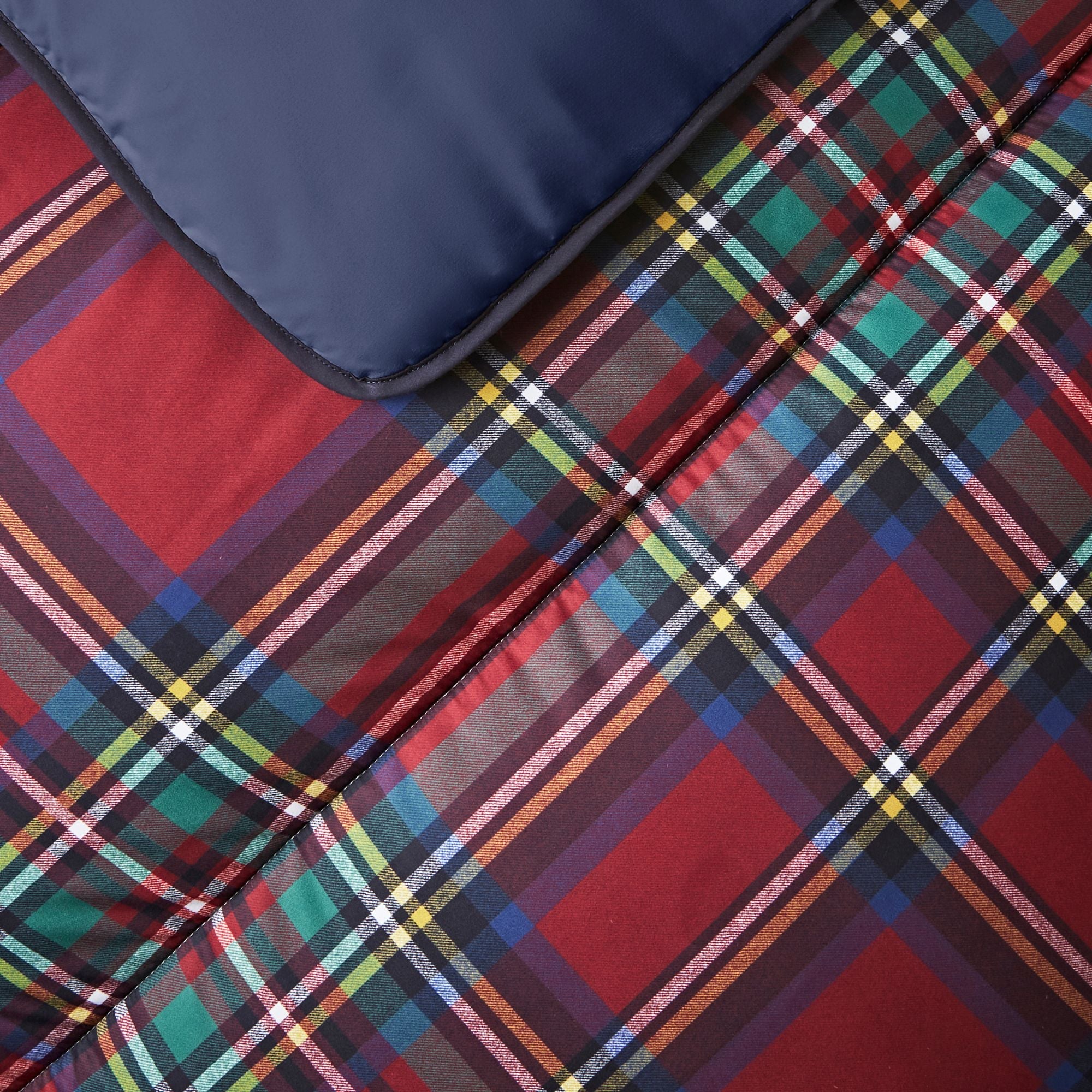 Night Lark Classic Tartan Coverless Duvet Set - Berry Red | Soft & Breathable Bedding for All Seasons | Perfect for Guest Rooms, Dorms & Cozy Bedrooms