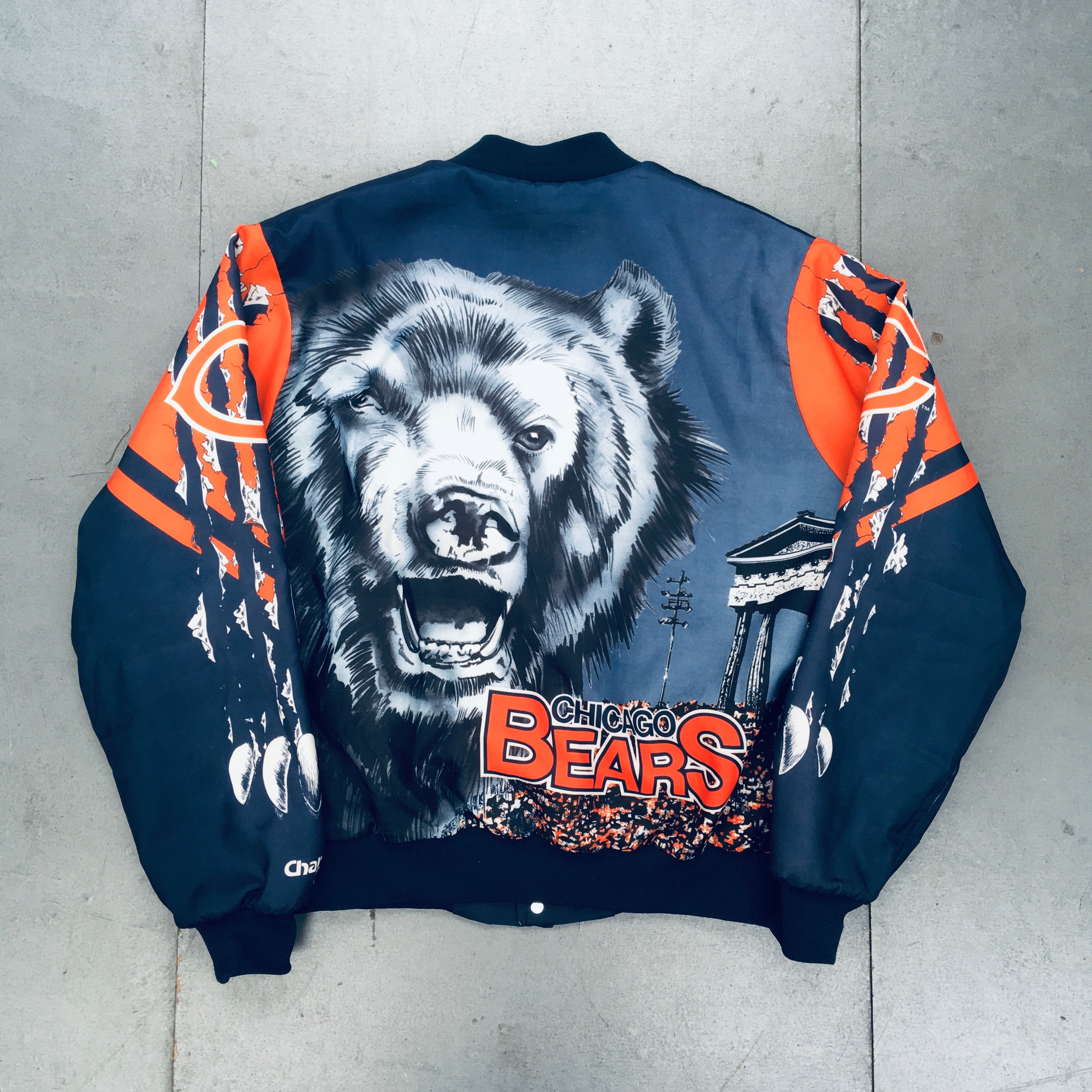 Chicago Bears 1990s Chalk Line Fanimation Jacket - Vintage NFL Football Jacket for Men (Size L/XL) - Perfect for Game Day, Tailgating & Sports Fan Collectibles