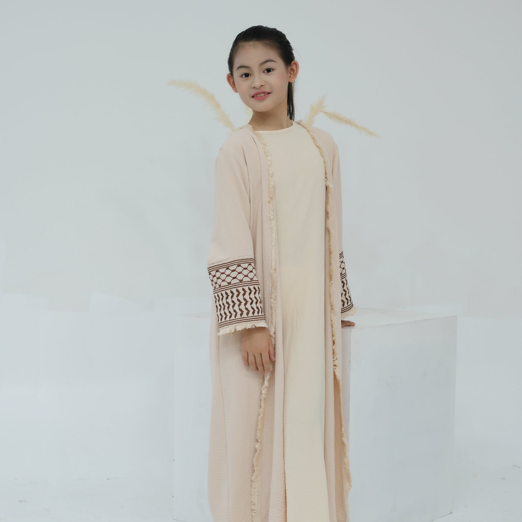 Kids Kufiya Open Abaya Sand - Traditional Islamic Dress for Girls - Perfect for Eid, Ramadan & Special Occasions