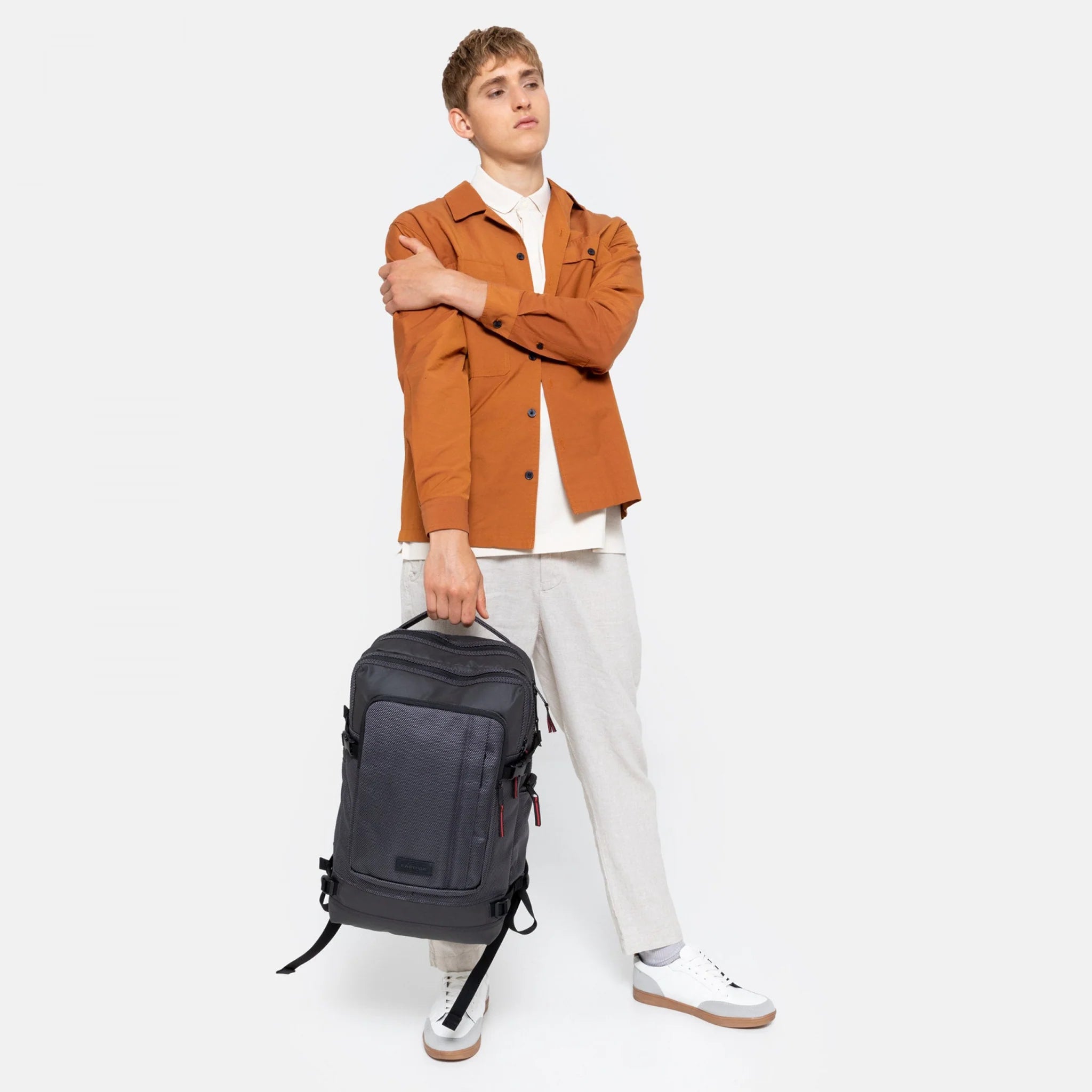 Eastpak Tecum L CNNCT Backpack - Lightweight Laptop Backpack for Work & Travel, Durable Water-Resistant Material, Accent Grey - Perfect for Commuting, College & Outdoor Adventures