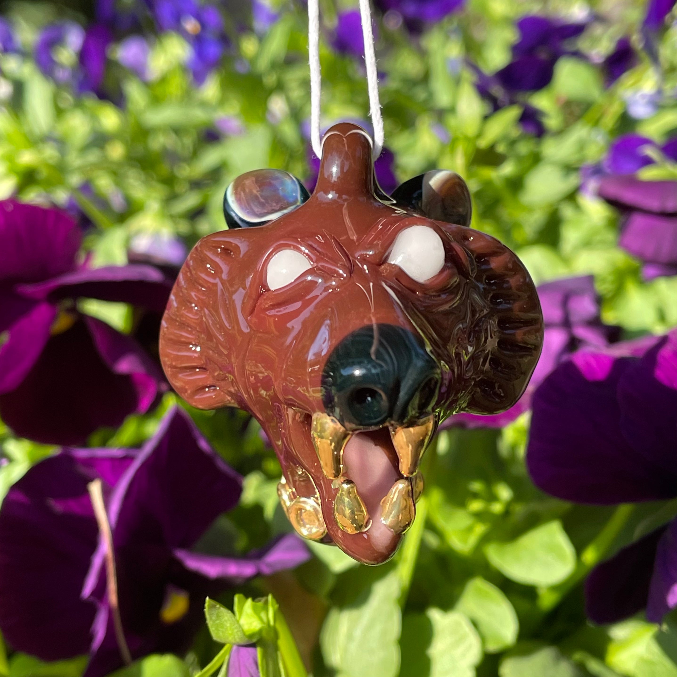 Sparkling Glass Grizzly Bear Pendant Necklace - Elegant Jewelry for Women, Perfect for Gifts, Parties & Outdoor Adventures
