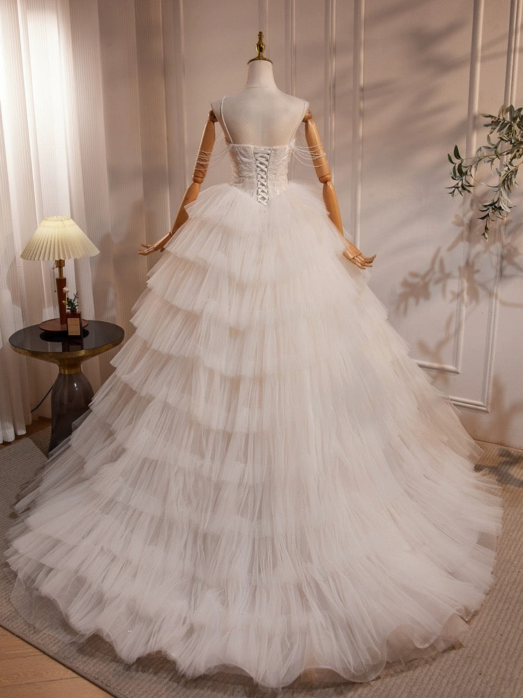 Elegant A-Line Sweetheart Neck Tulle Lace Light Champagne Long Wedding Dress with Beaded Details - Perfect for Bridal Ceremonies, Formal Events & Romantic Photos