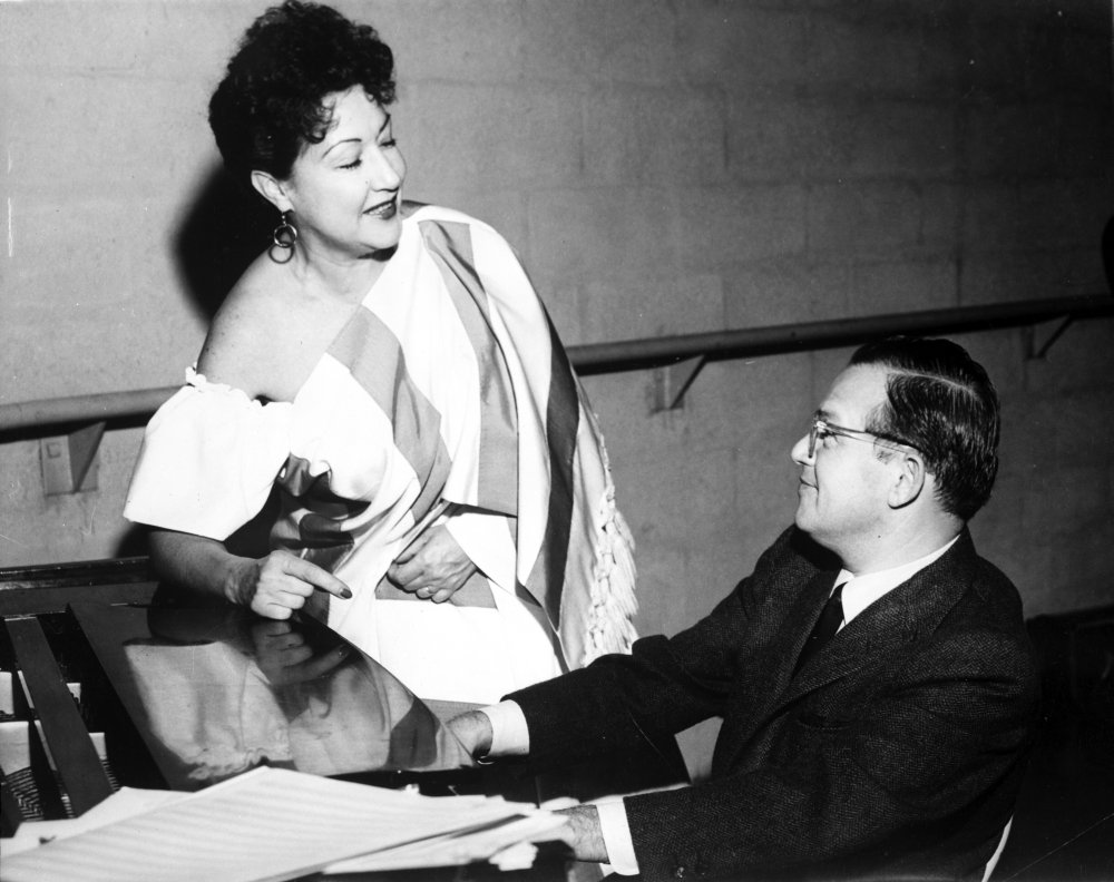 Ethel Merman Vintage Photo Print - 30x24 Inch Black & White Wall Art - Perfect for Home Decor, Office, Theater Room & Music Lover Gifts