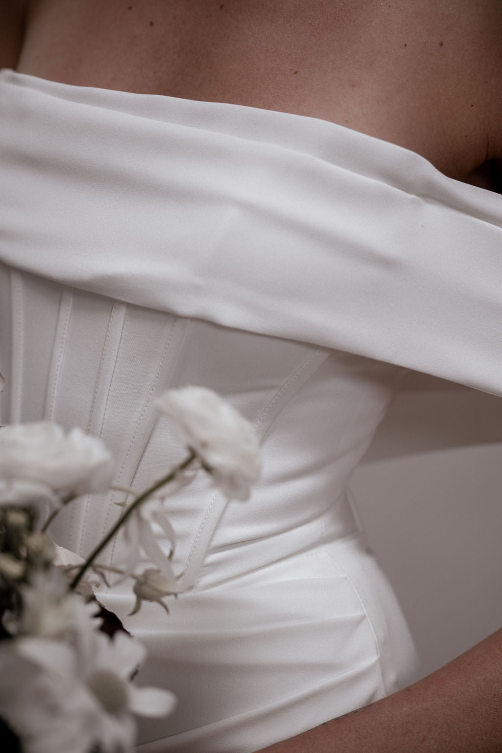 RHODE Satin Detachable Train & Sleeves Bridal Gown - Elegant Wedding Dress with Removable Train for Bride, Perfect for Church Ceremony & Romantic Photoshoots