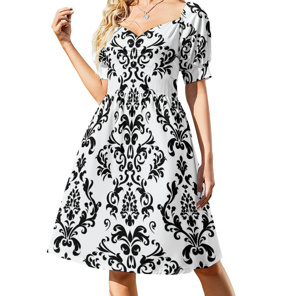 Gothic Sweetheart Neckline Lace Dress for Women - Elegant Gothic Style Party, Prom, or Evening Gown for Special Occasions
