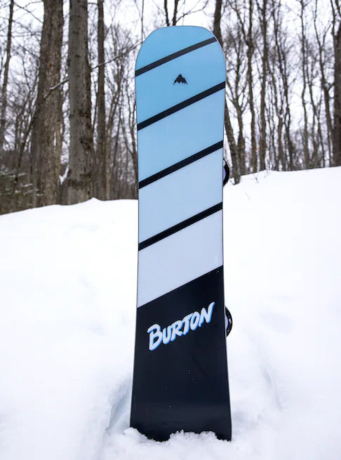 Burton Junior's Smalls Snowboard 2025 - Kids & Youth Snowboard for Beginners | Lightweight & Durable for Snowboarding Lessons, Park Rides & Family Winter Vacations