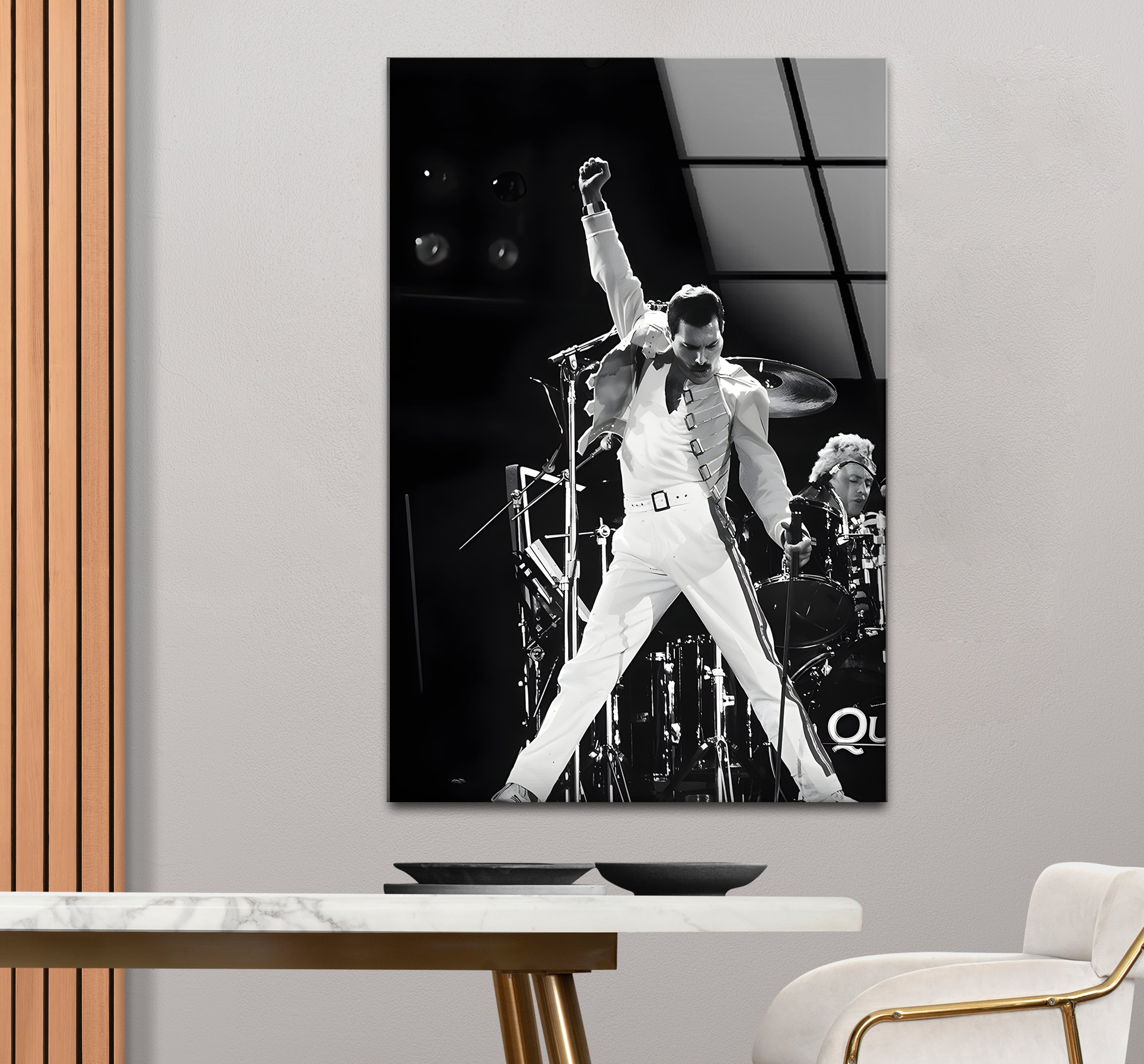 Freddie Mercury Glass Wall Art - Black & White Queen Band Tribute for Home & Office Decor - Perfect for Music Lovers & Retro Style Interiors