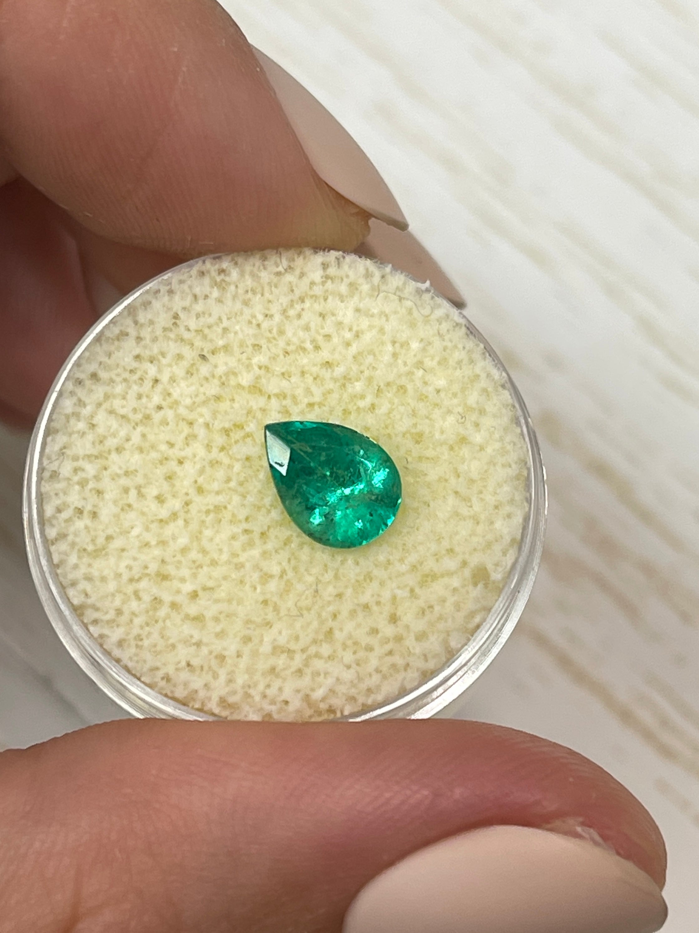 1.15 Carat Medium Green Natural Loose Colombian Emerald Pear Cut Gemstone for Jewelry Making, Engagement Rings & Fine Collections