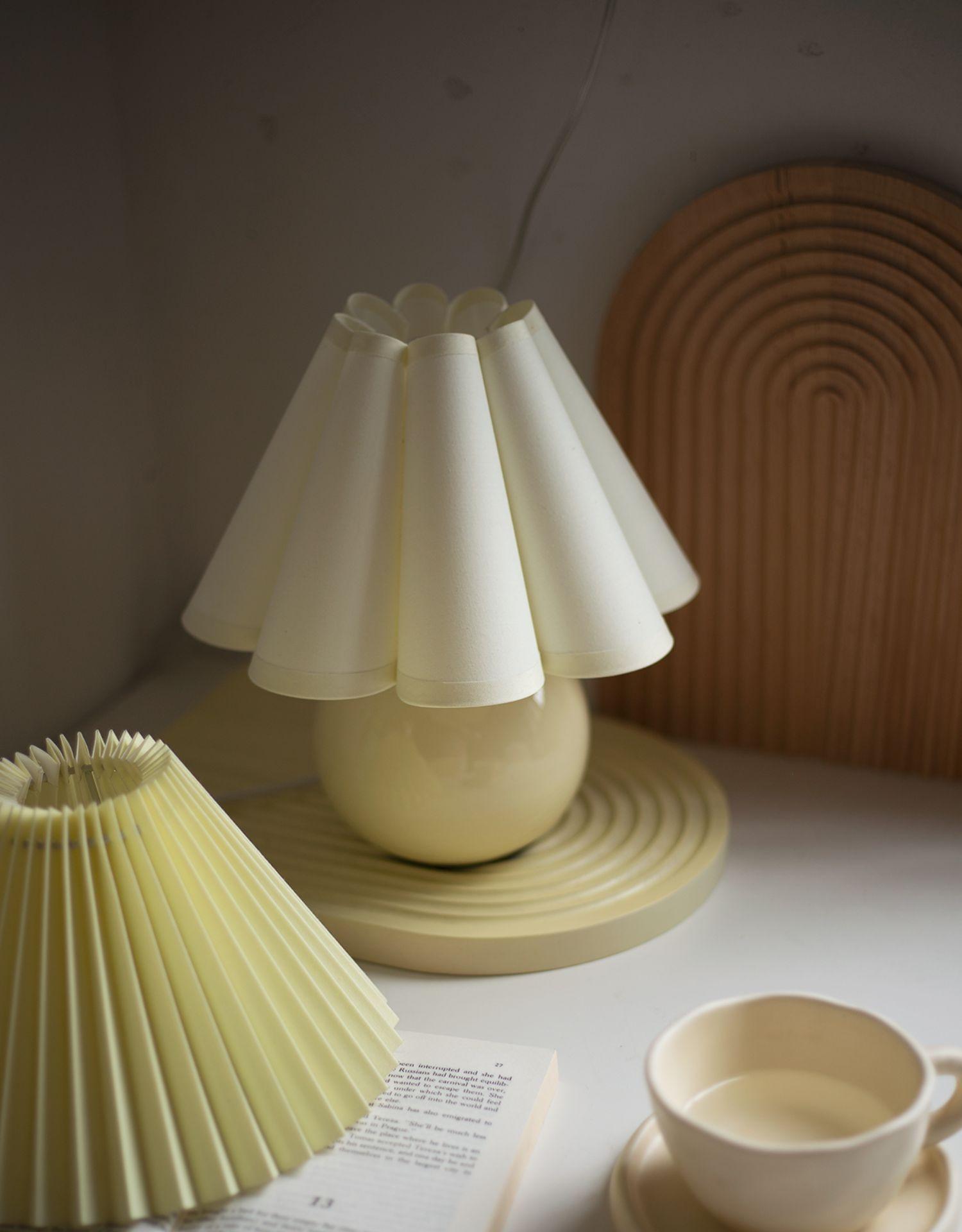 Elegant Knife Pleat Table Lamp - Modern Home Decor for Bedroom, Living Room & Office - Soft Lighting for Cozy Ambiance