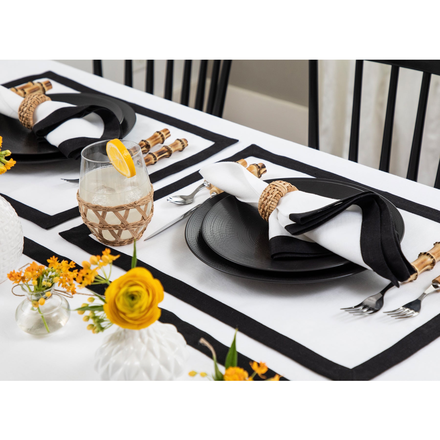 Premium Classic Cotton Placemats Set of 4 - Elegant Table Decor for Dining Room, Kitchen & Holiday Gatherings