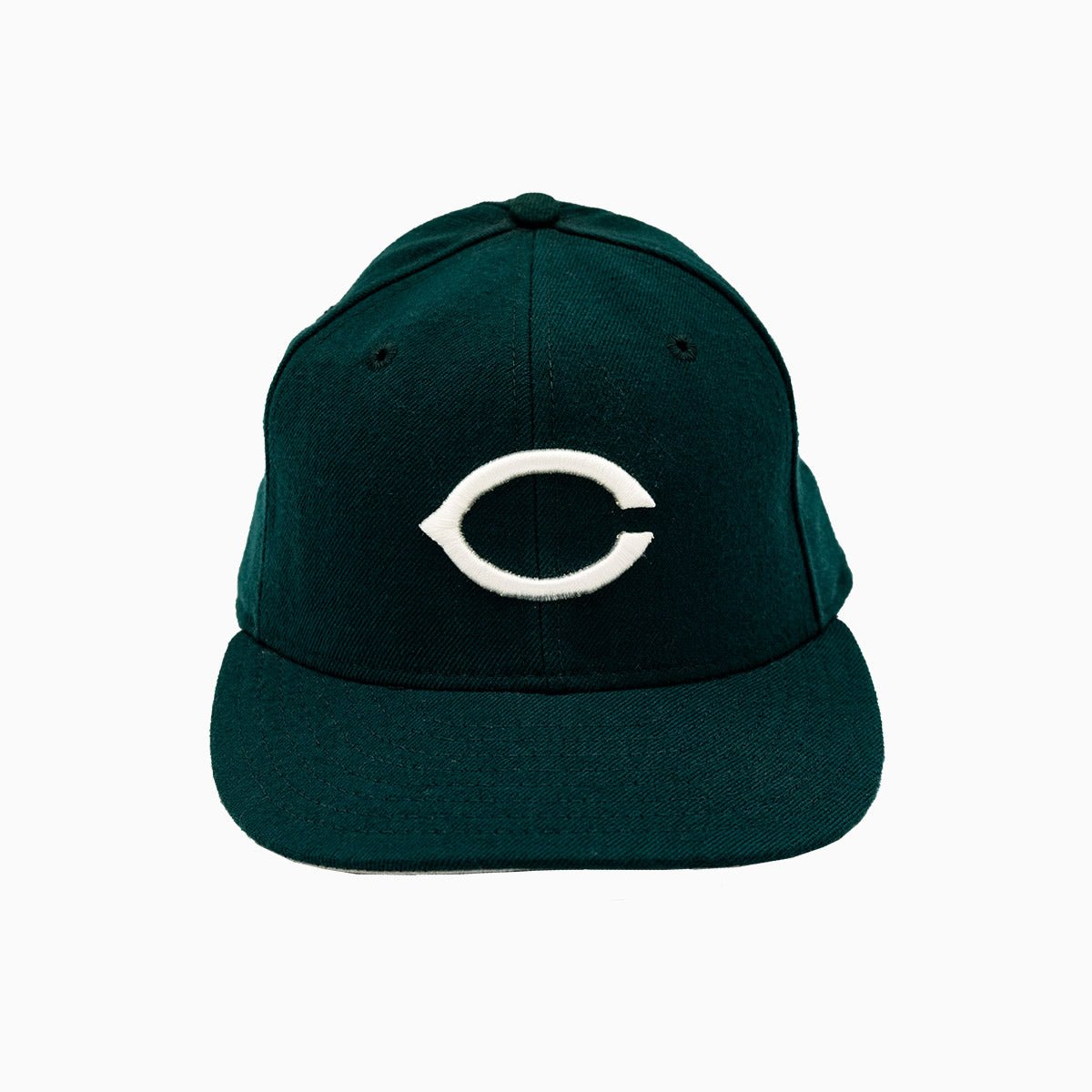 Official Cincinnati Reds MLB 59FIFTY Fitted Baseball Cap - Adjustable Snapback Hat for Men & Women - Perfect for Games, Tailgating & Fan Gear Collection