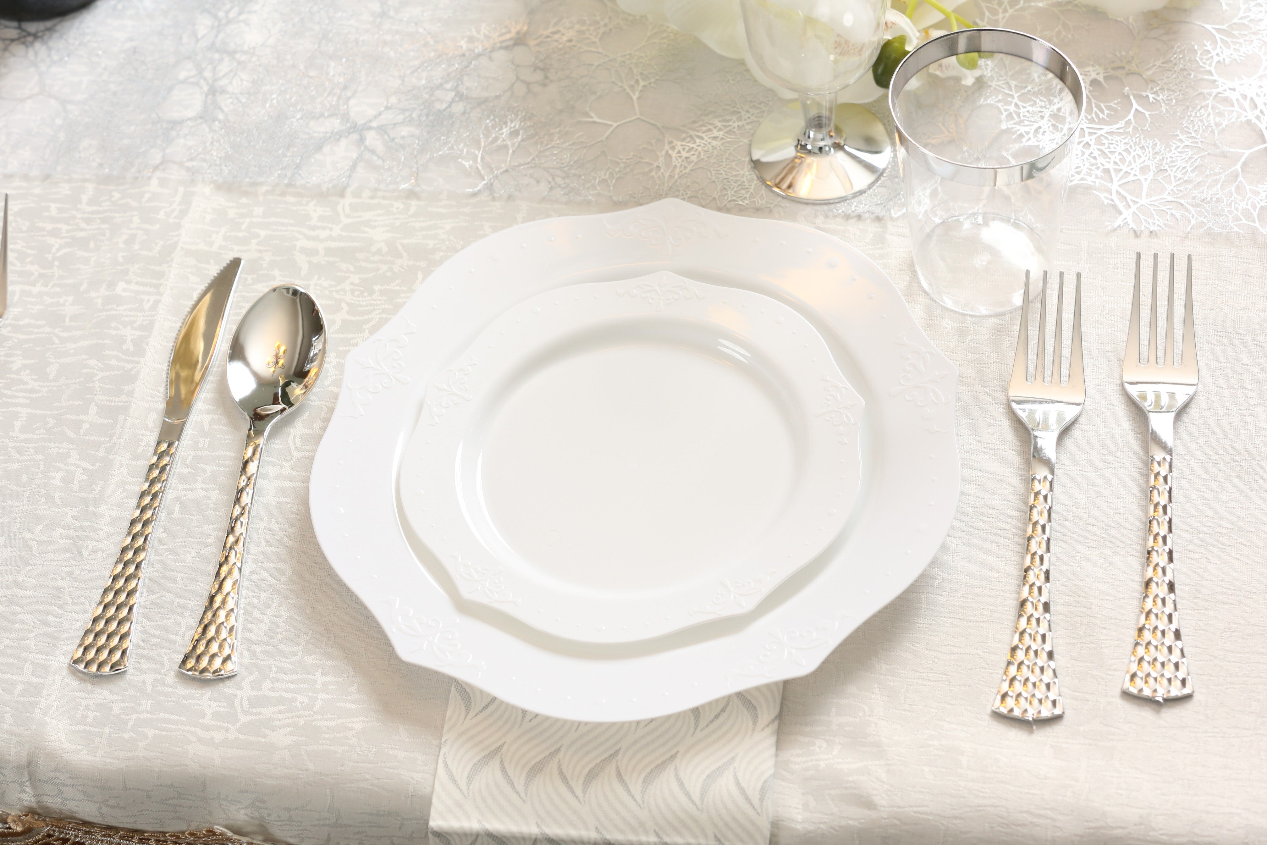 100-Piece White Round Plastic Dinnerware & Silverware Set - 20 Servings - Elegant Antique Design - Perfect for Parties, Picnics, and Outdoor Events