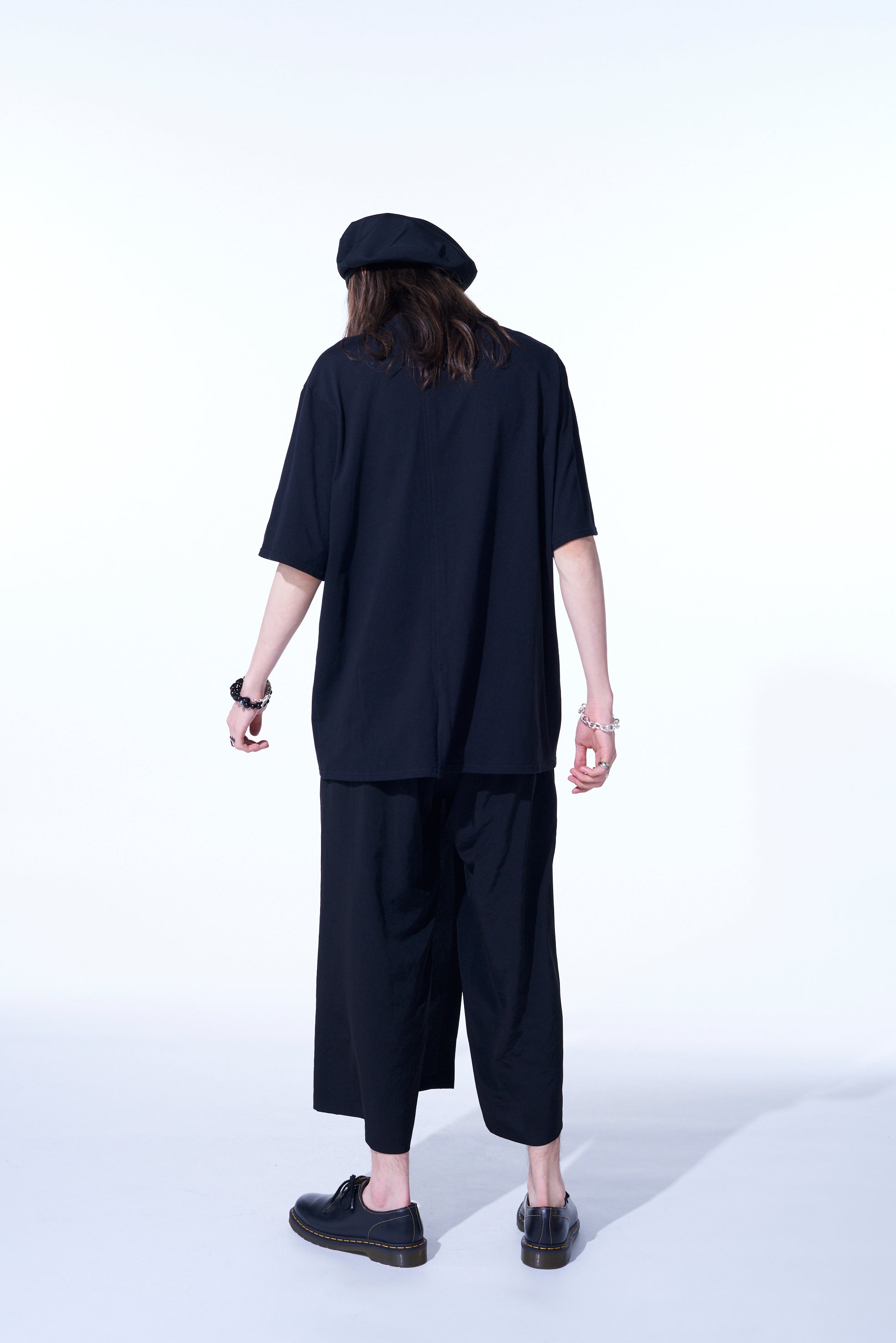 Soft Cotton Jersey Vertically Grafted T-Shirt with Side Slit Hem - Casual Streetwear & Layering Essential for Men & Women