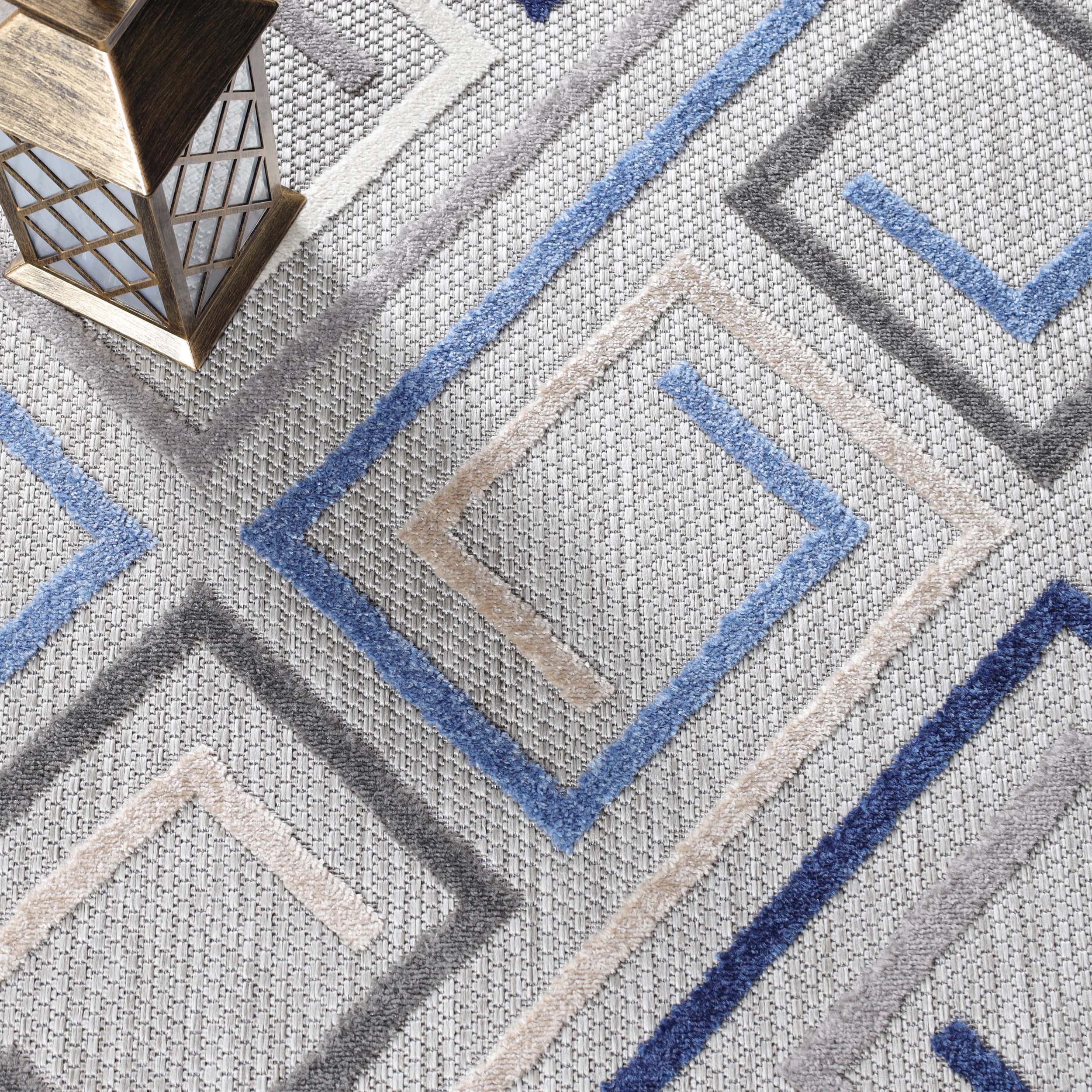 Stylish Geometric Modern Indoor Outdoor Area Rug - Perfect for Living Room, Patio, and Bedroom Decor