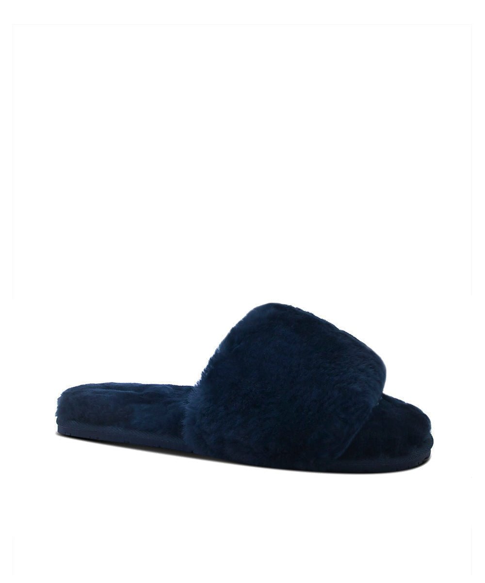 Women's UGG Fluffy Slippers - Cozy Indoor/Outdoor House Shoes for Winter Comfort - Perfect for Home, Lounge & Cold Weather Wear