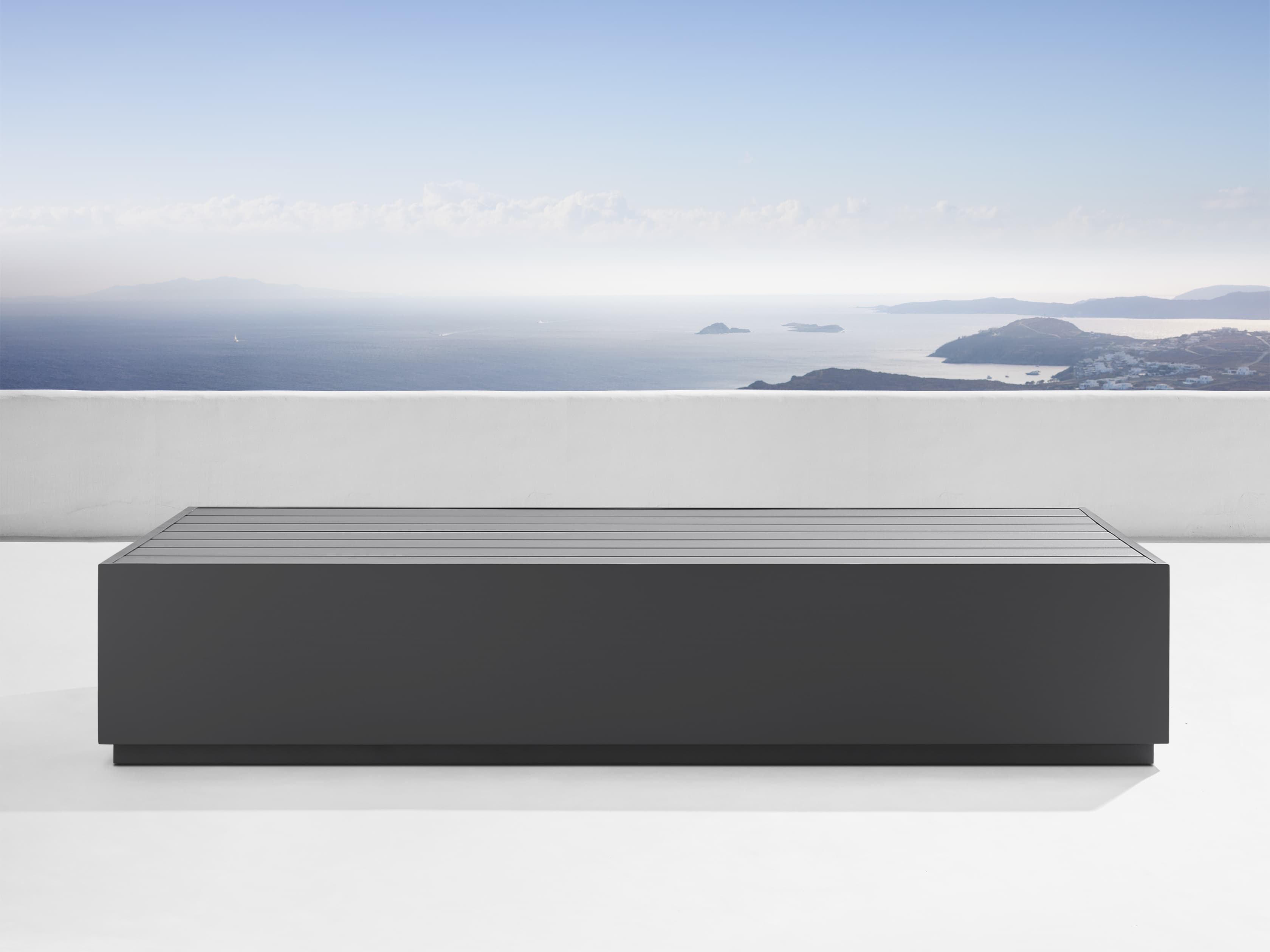 Modern Outdoor Aluminum Coffee Table - Weather-Resistant & Durable Patio Furniture for Garden, Poolside & Balcony Use