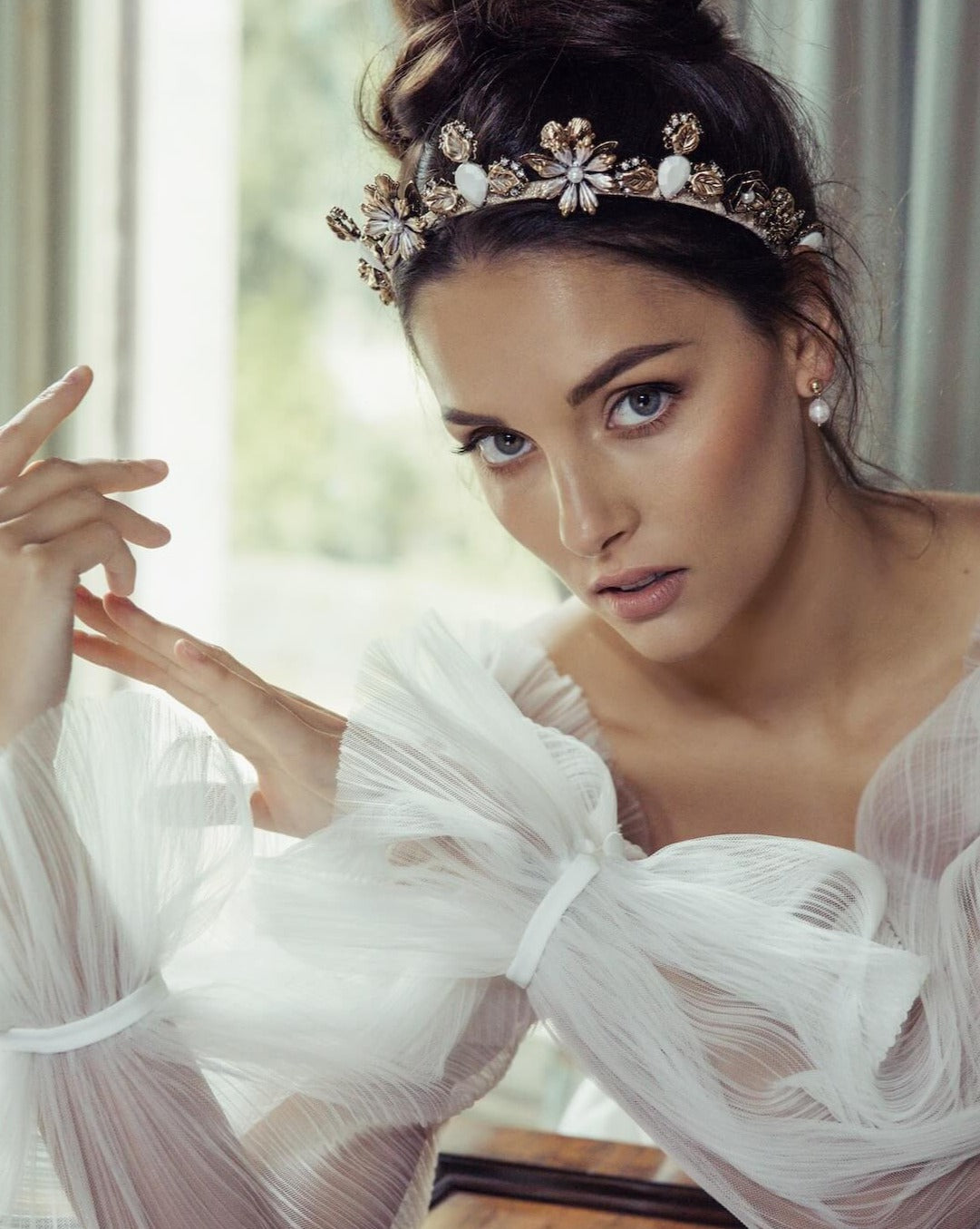 Vintage Gold Lucia Crown - Elegant Bridal Tiara for Weddings, Prom & Special Events | Perfect for Brides, Pageants & Photo Shoots