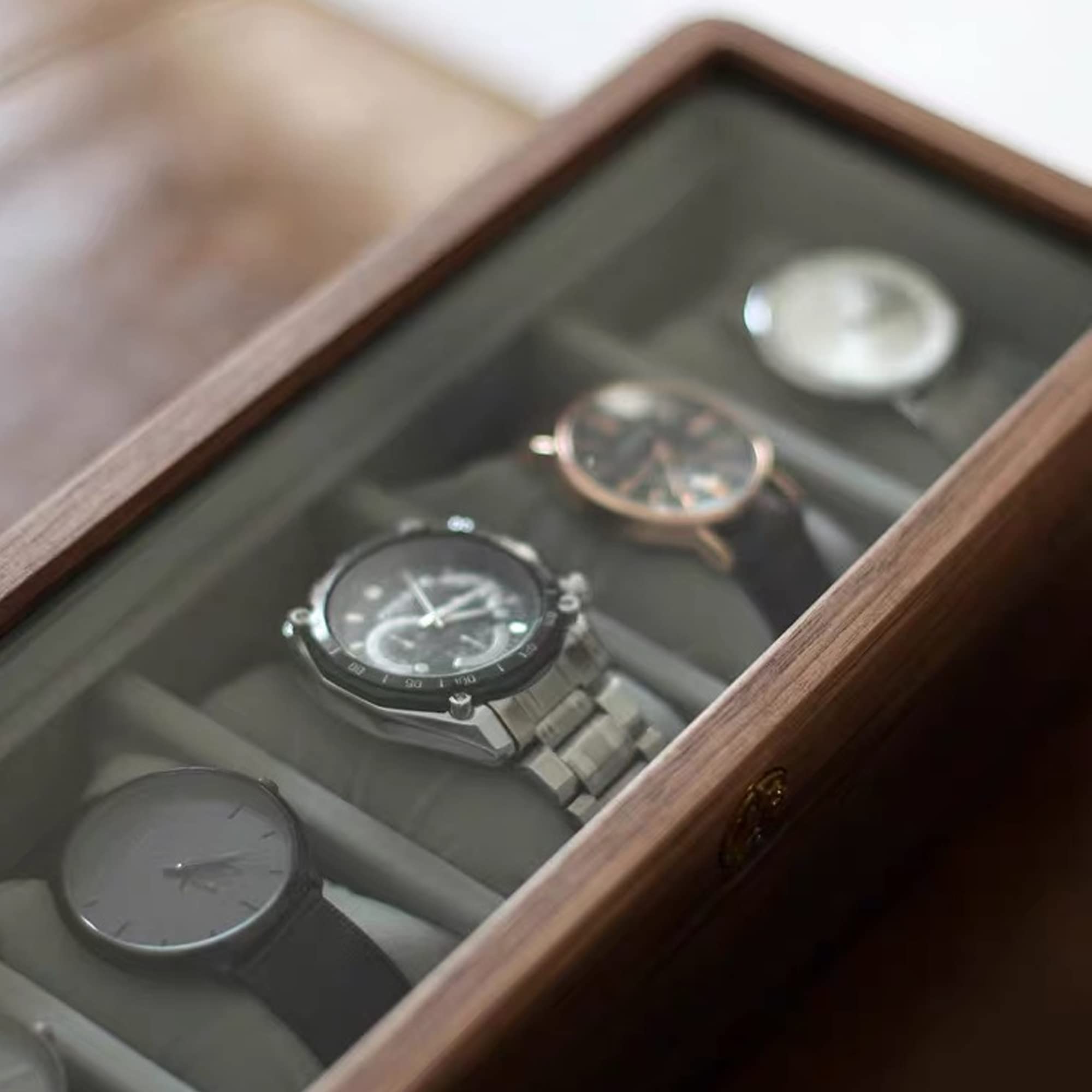 DESAINOPH® Luxury Wooden Watch Box Organizer - Walnut Solid Wood Watch Storage Case with Glass Lid - Perfect for Men's Watch Collection Display & Gift Giving - Ideal for Dresser, Closet, or Travel Watch Organization