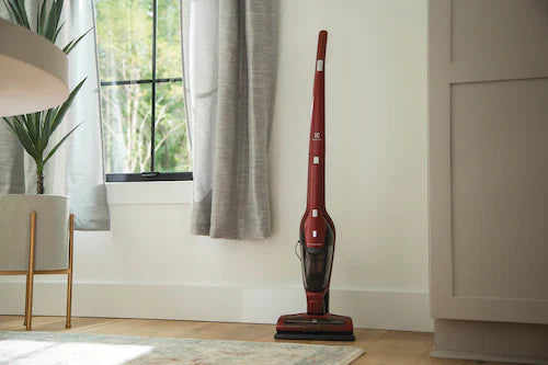 Electrolux EHVS3510AR Ergorapido Pet Cordless Vacuum Cleaner - Lightweight, Powerful Suction for Pet Hair, Hard Floors & Carpets - Perfect for Home, Office & Pet Owners (Chili Red)