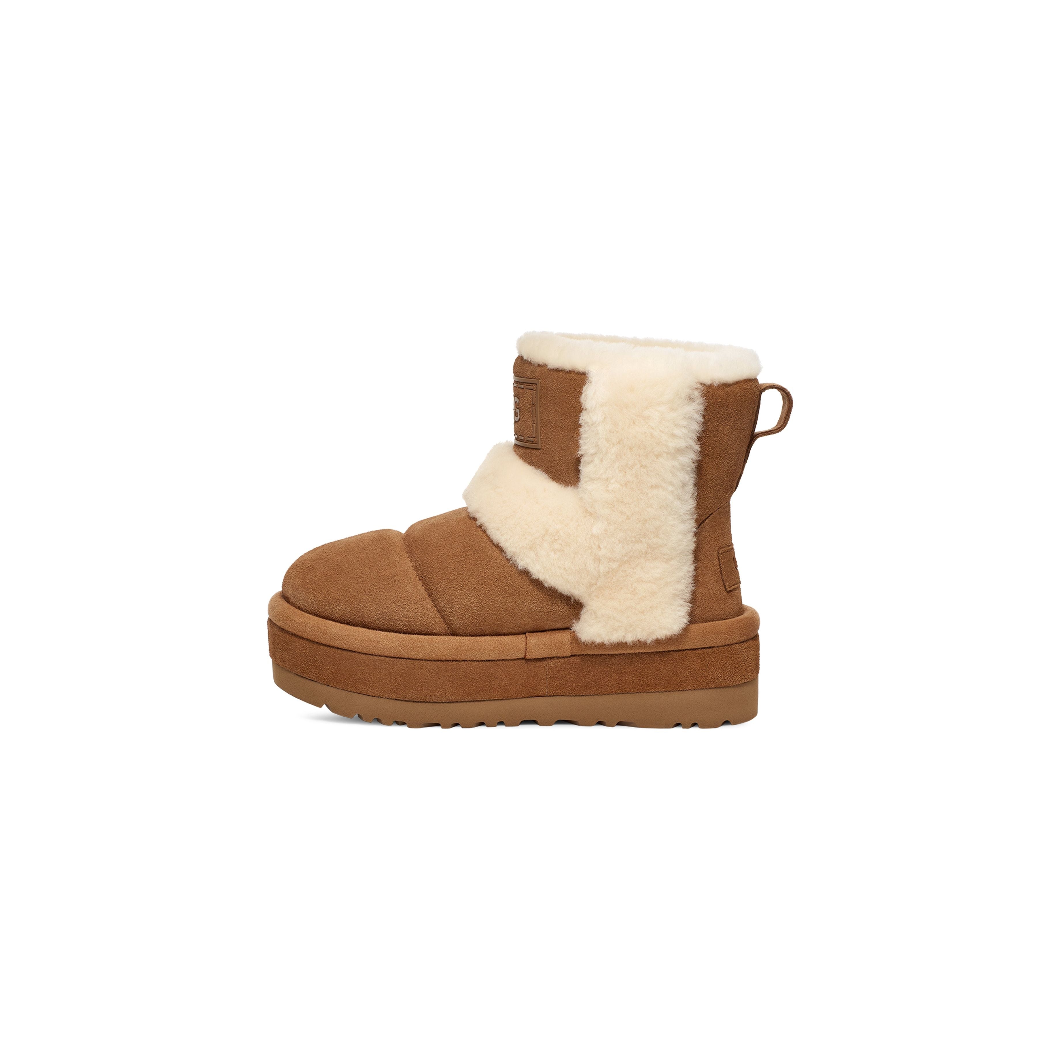 UGG Women's Classic Chillapeak Boots in Chestnut - Warm Winter Snow Boots for Women, Comfortable Slip-On Shoes for Cold Weather & Outdoor Activities