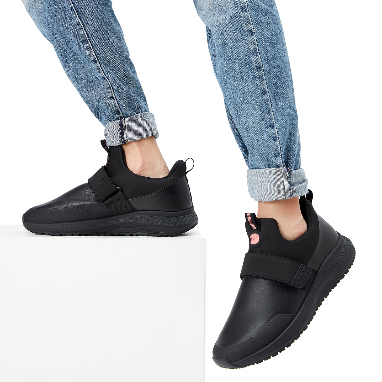 Slip-Resistant Women's Work Shoes - Waterproof Non-Slip Kitchen Shoes for Chefs & Restaurant Staff - Lightweight Comfortable Walking Sneakers for Food Service Industry - Perfect for Long Shifts in Restaurants, Cafes & Commercial Kitchens