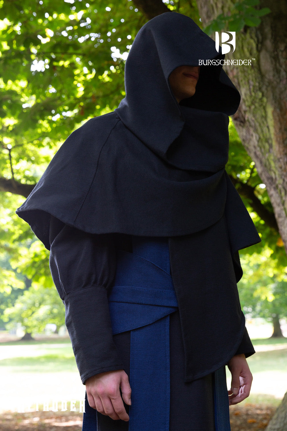 Black Dynasty Cape - Elegant Gothic Cloak for Cosplay, Halloween Costumes & Medieval Renaissance Fairs | Perfect for LARP, Theater Performances & Fantasy Events