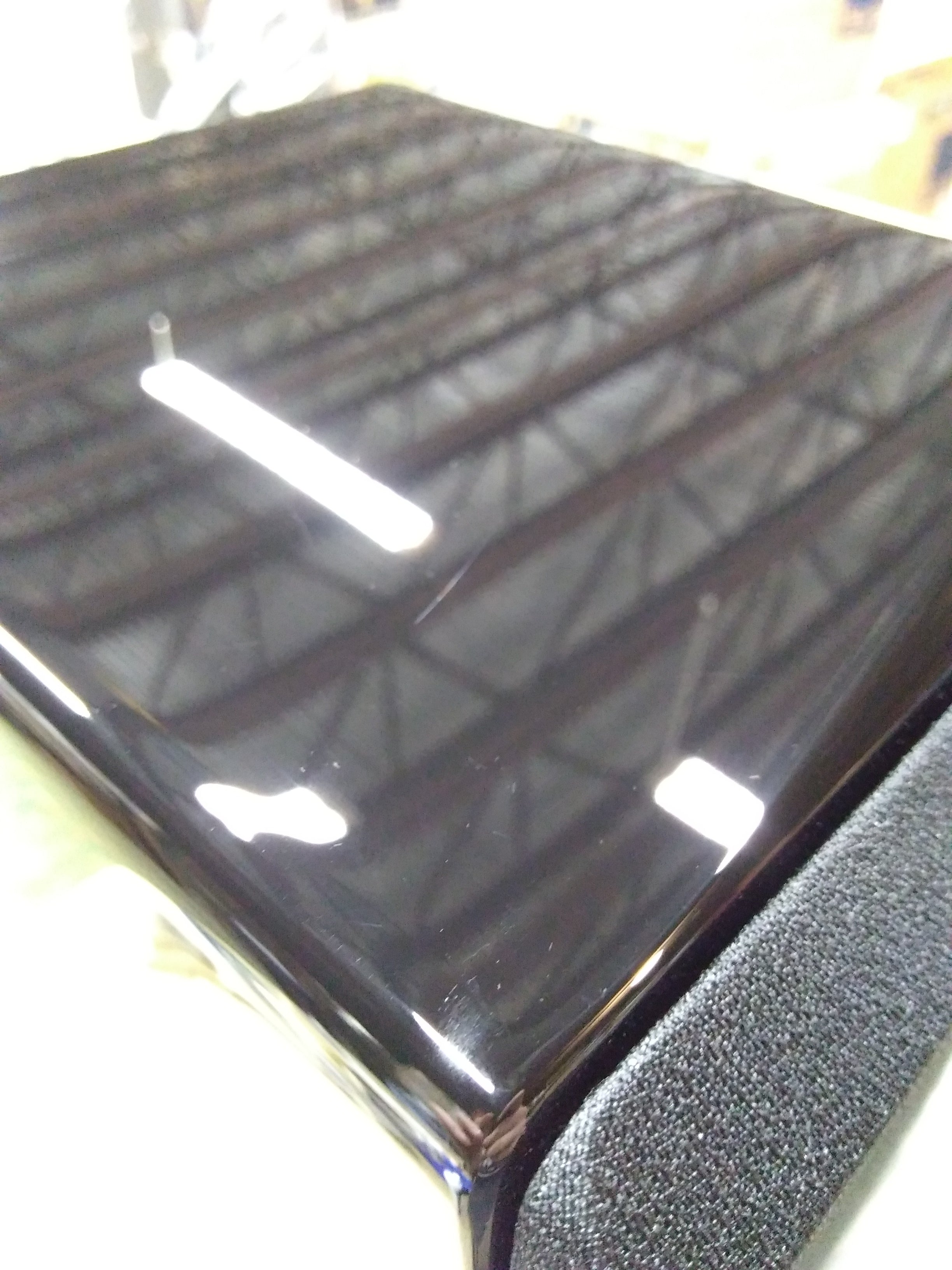 Prime Center Piano Gloss Power Outlet 1081 - Elegant Glossy Finish for Home, Office & Studio Use