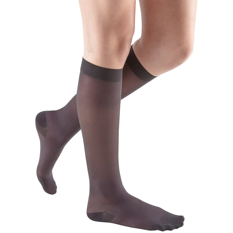 Medi Sheer & Soft 30-40mmHg Compression Socks for Women & Men - Closed Toe Calf Length Support Stockings - Ideal for Travel, Nursing, Running & Varicose Vein Relief