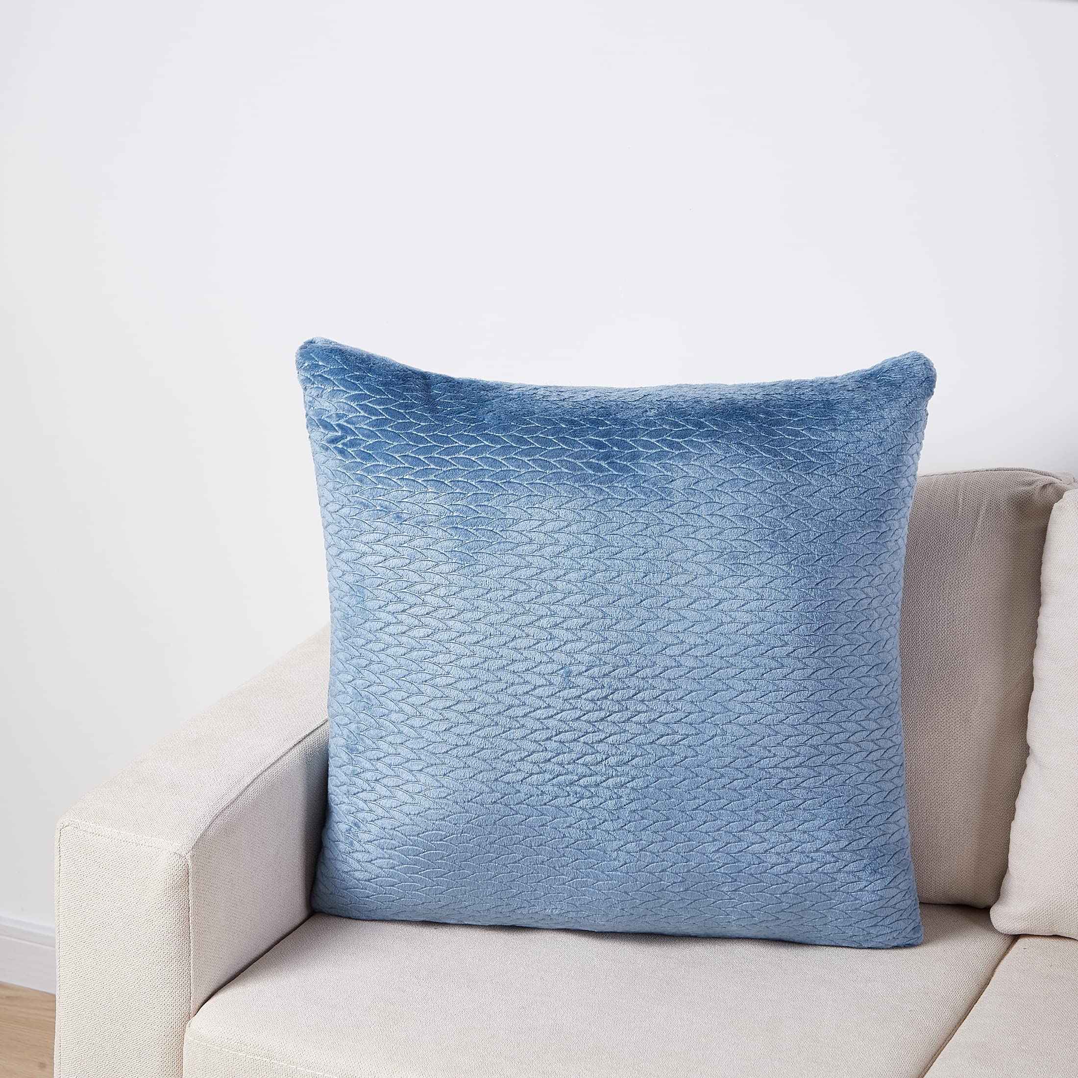 Premium Soft Reversible Velvet Plush Pillow Cover & Insert [Pack of 1] - 20x20 Inch, Ultra Soft Throw Pillows for Couch, Sofa & Bed - Captain's Blue Home Decor for Living Room, Bedroom & Nursery