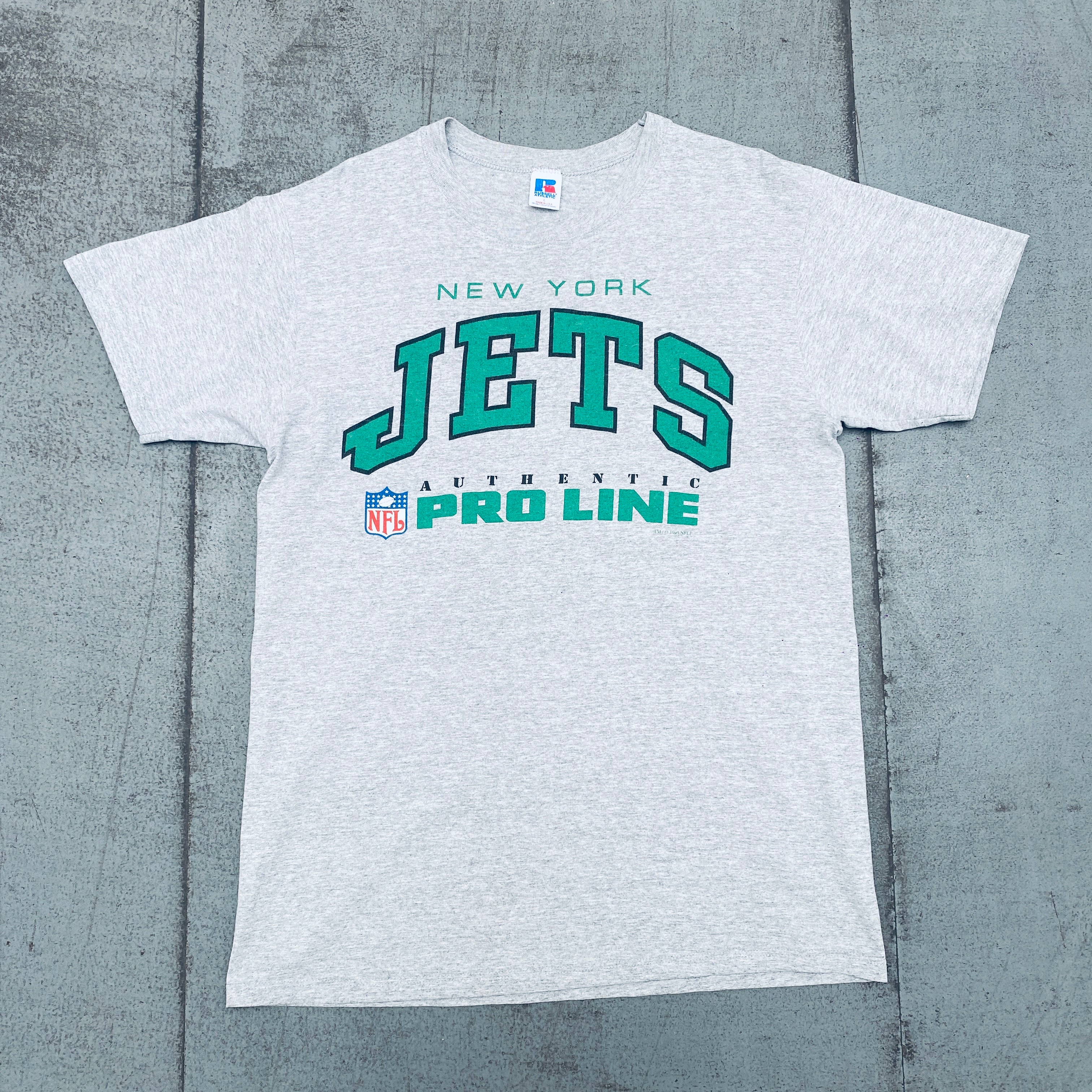 New York Jets 1995 Russell Athletic Proline Spellout Vintage T-Shirt - Large Size for Men, NFL Fan Gear, Retro Sports Apparel - Perfect for Game Day, Tailgating & Collectors