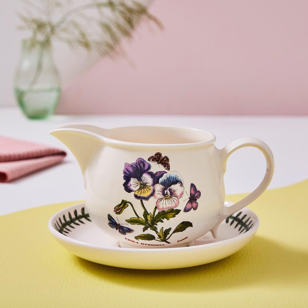 Portmeirion Botanic Garden Gravy Boat with Stand – Elegant Ceramic Sauce Server for Thanksgiving, Christmas, and Holiday Dinner Table Decor