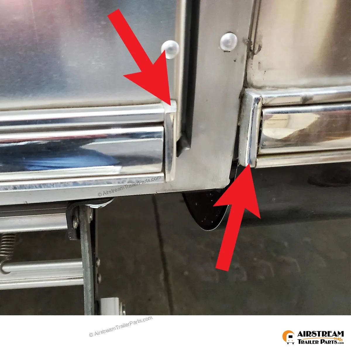 High-Quality Casting Close Out Rub Rail Part #114465-01 RH - Perfect for Boat and Marine Dock Protection