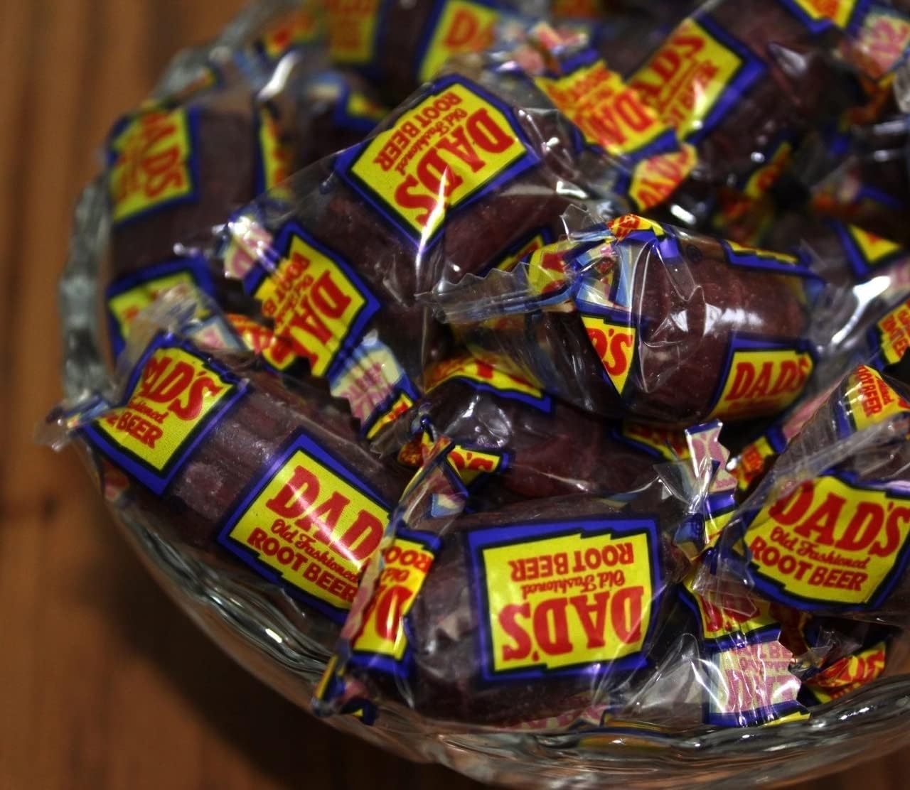 Root Beer Hard Candy - 1 LB Resealable Bag - Vintage & Nostalgic Treat for Parties & Gifts