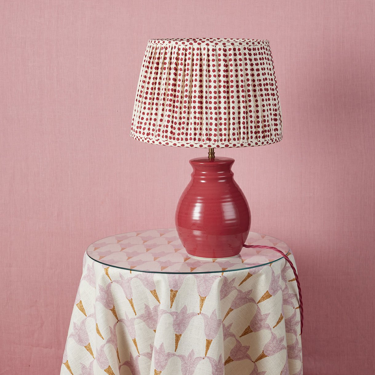 Large Pleated Seed Iron Lampshade - Elegant Home Decor for Living Room, Bedroom & Office Lighting