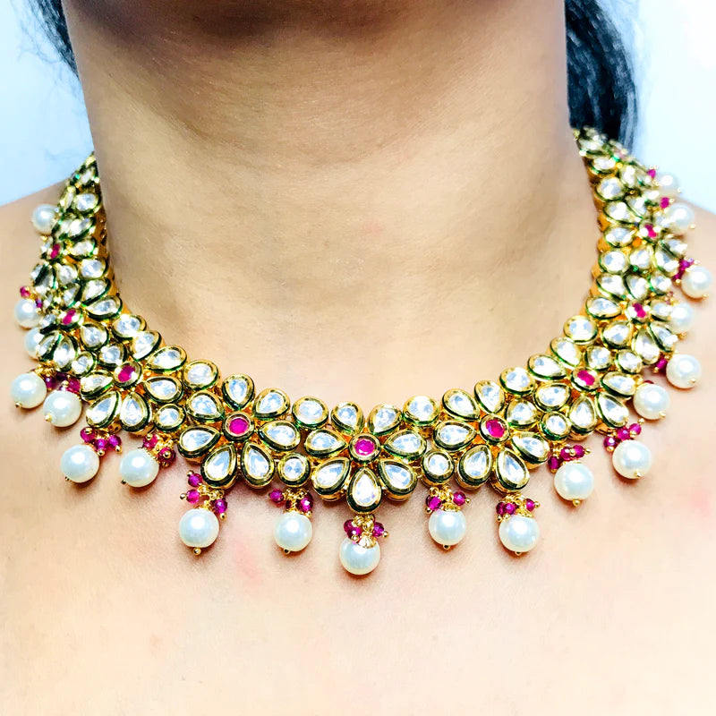 Luxury Gold Plated Royal Kundan Necklace Set with Matching Earrings & Mang Tikka - Indian Bridal Jewelry for Weddings, Parties & Special Occasions
