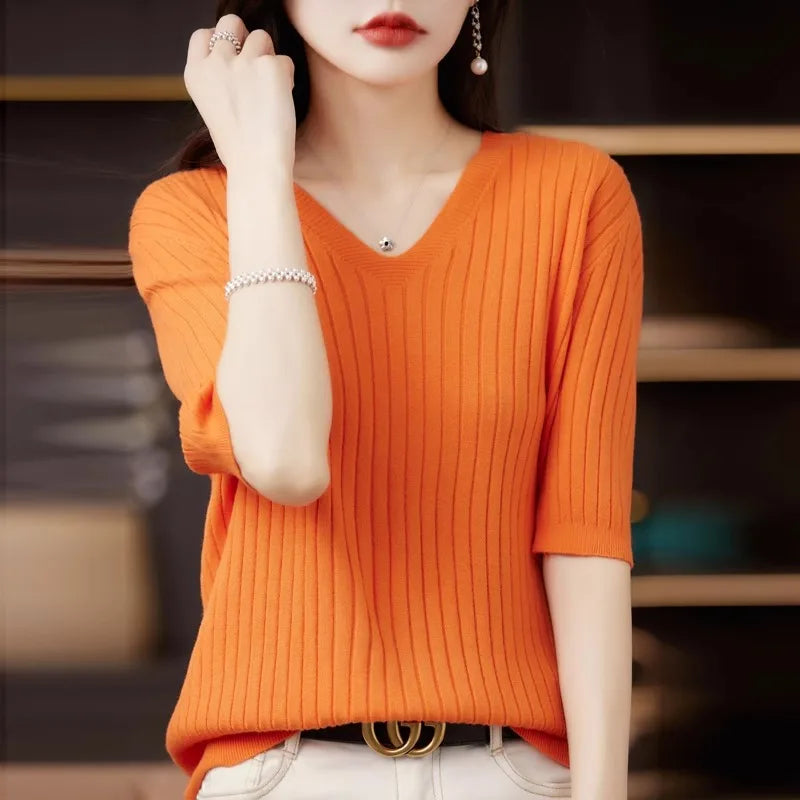 Women's Short Sleeve V-Neck Knit Casual Sweater - Soft Comfortable Pullover for Everyday Wear, Office & Weekend Outfits