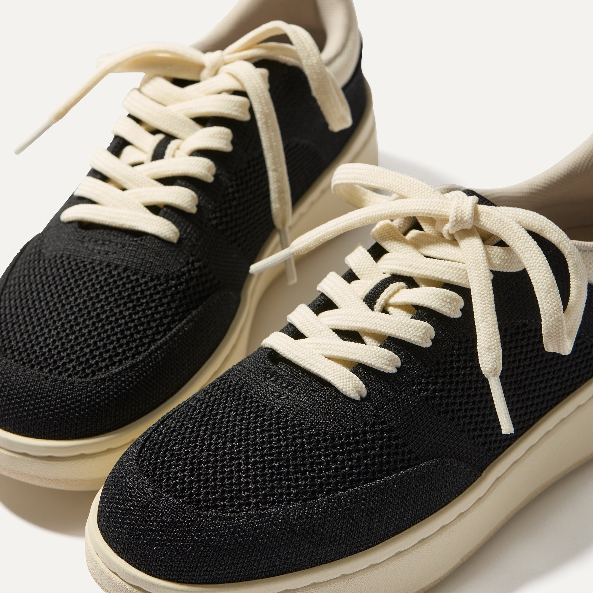 Premium Black Court Sneakers for Men & Women - Comfortable & Stylish Casual Shoes for Walking, Running, and Everyday Wear