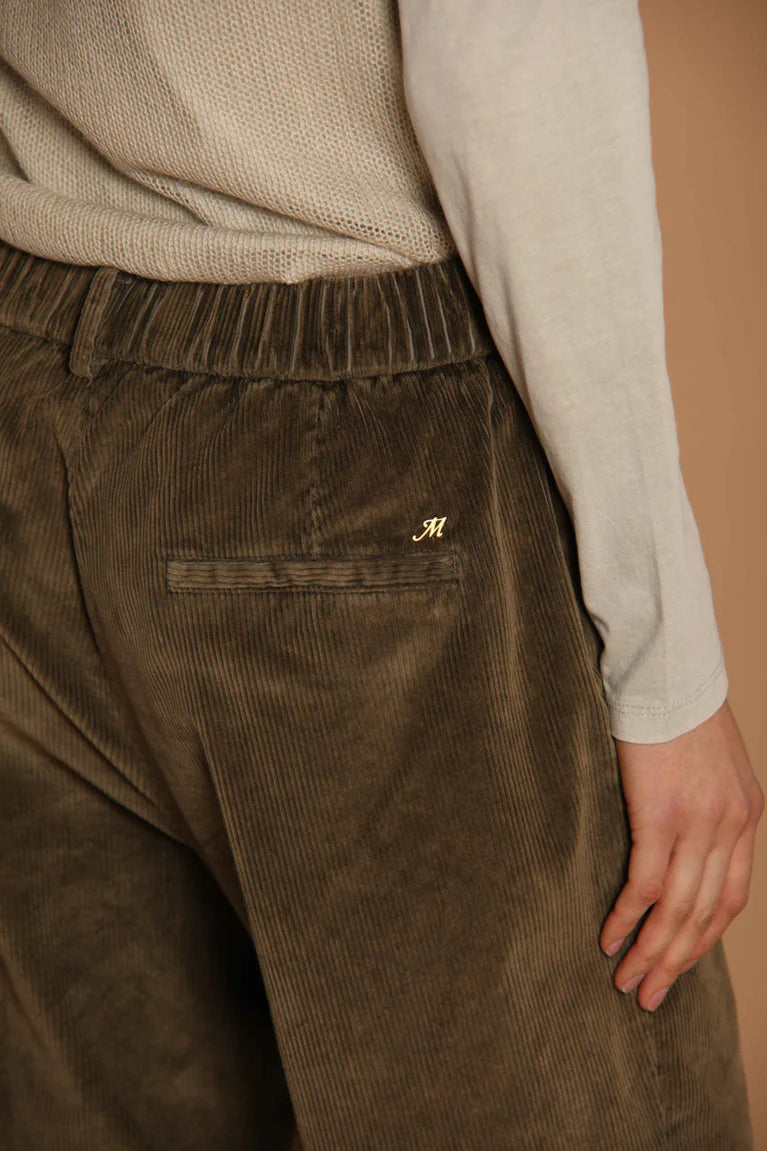 Stylish Straight Chino Corduroy Pants for Men - Comfortable Green Casual Trousers | Perfect for Office Wear & Weekend Outfits