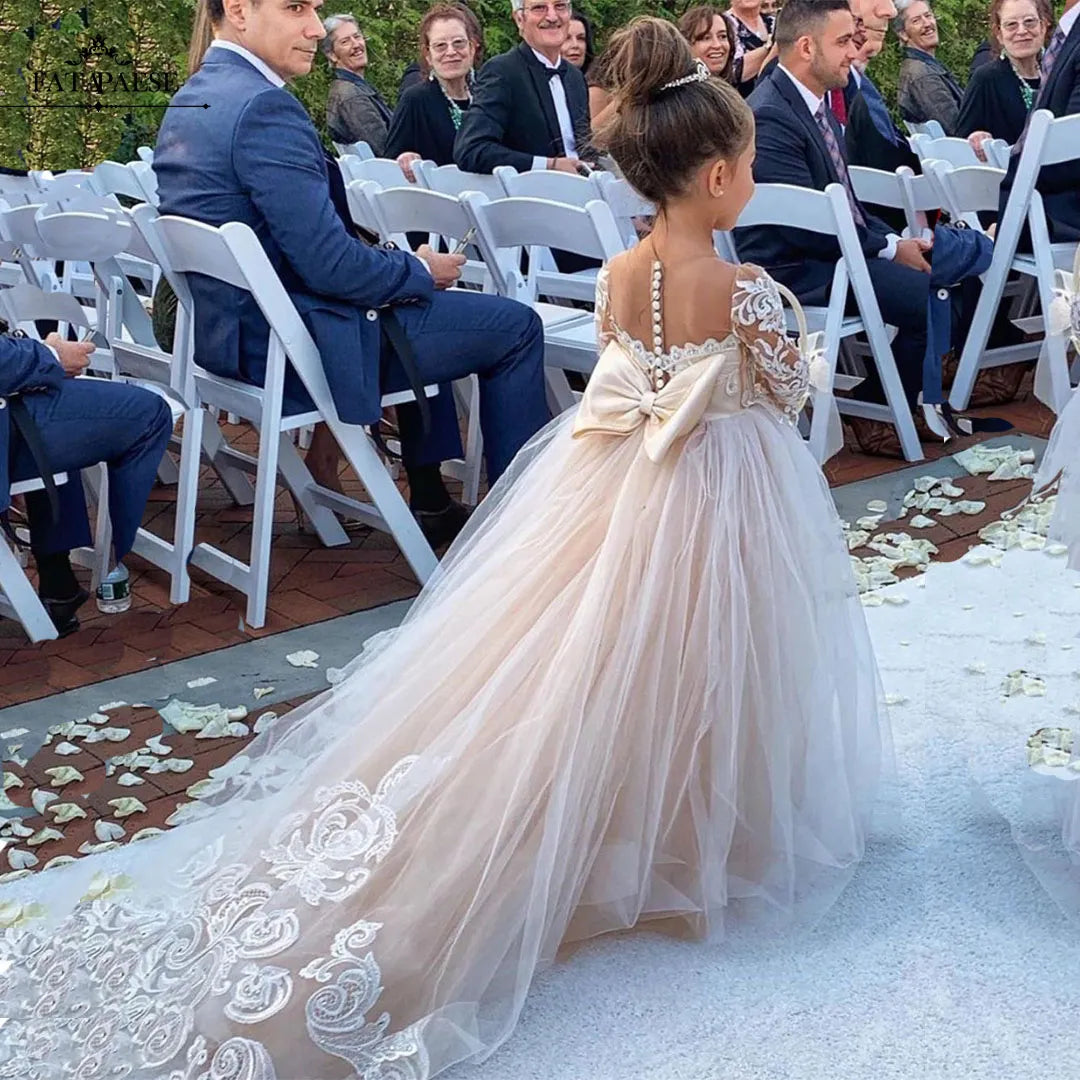 Lace Tulle Flower Girl Dress with Bows - First Communion Gown for Girls - Perfect for Weddings, Baptisms & Special Occasions