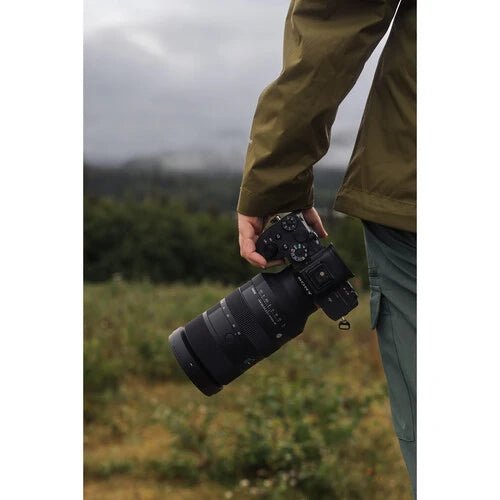 Sigma 28-105mm f/2.8 DG DN Art Lens for Sony E Mount - Full Frame Mirrorless Camera Lens with Fast Aperture, Ideal for Portrait, Landscape & Travel Photography