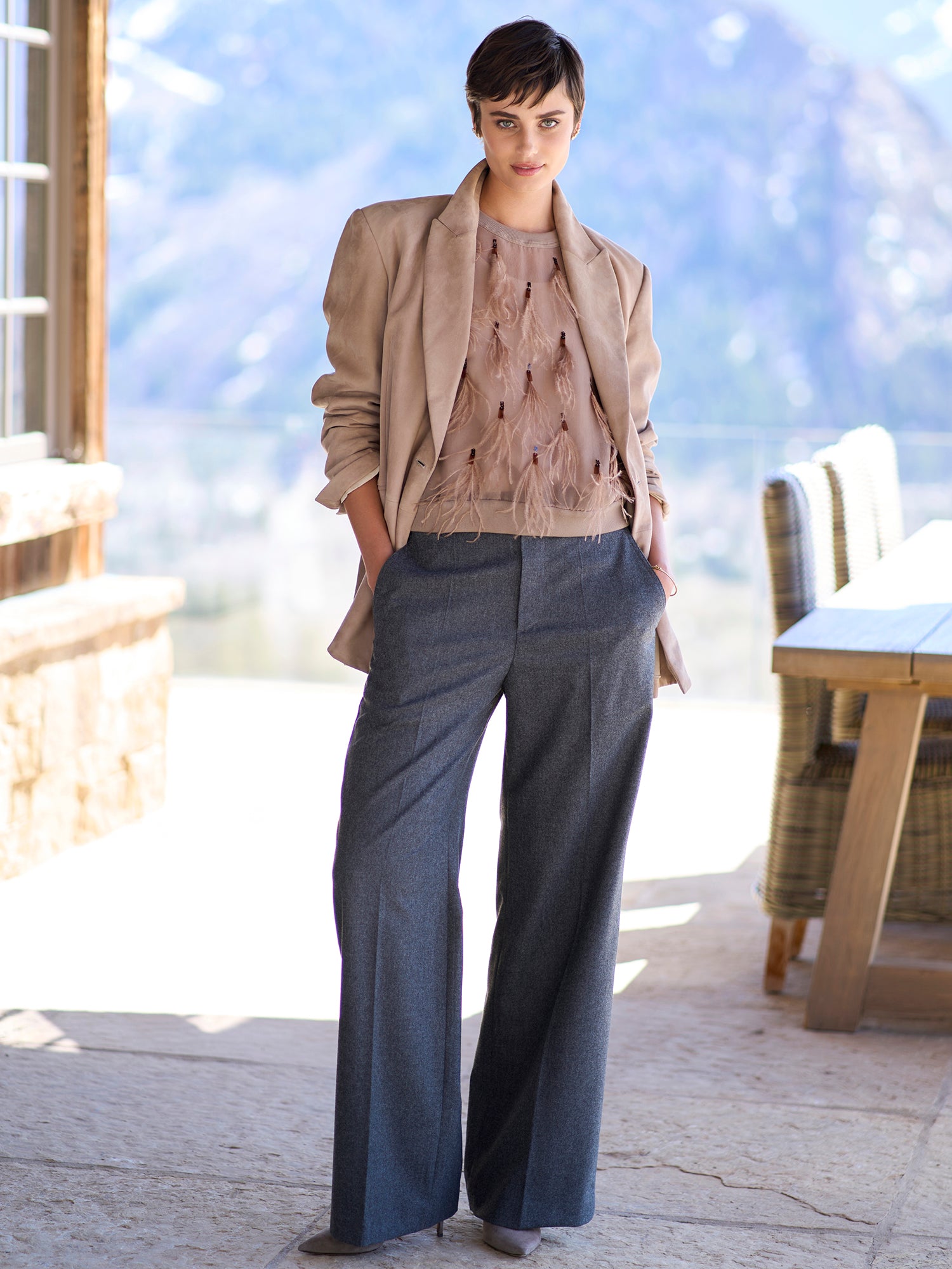 Elegant Silk Feather Blouse for Women - Soft & Luxurious Long Sleeve Shirt - Perfect for Office, Party & Special Occasions