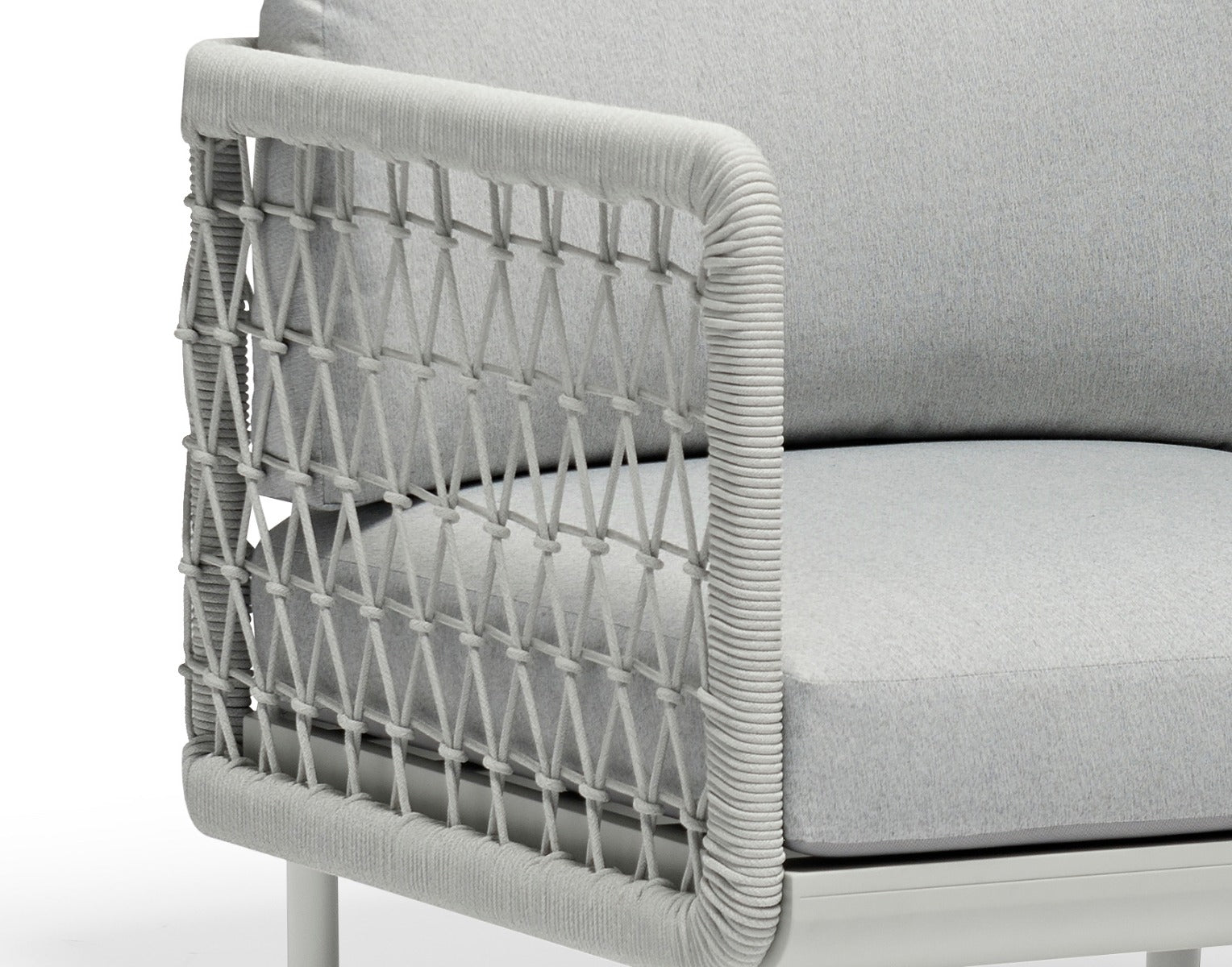 Luxury Couture Jardin Club Outdoor Right Hand Chair - Elegant Patio Furniture for Garden, Poolside & Outdoor Lounge Areas