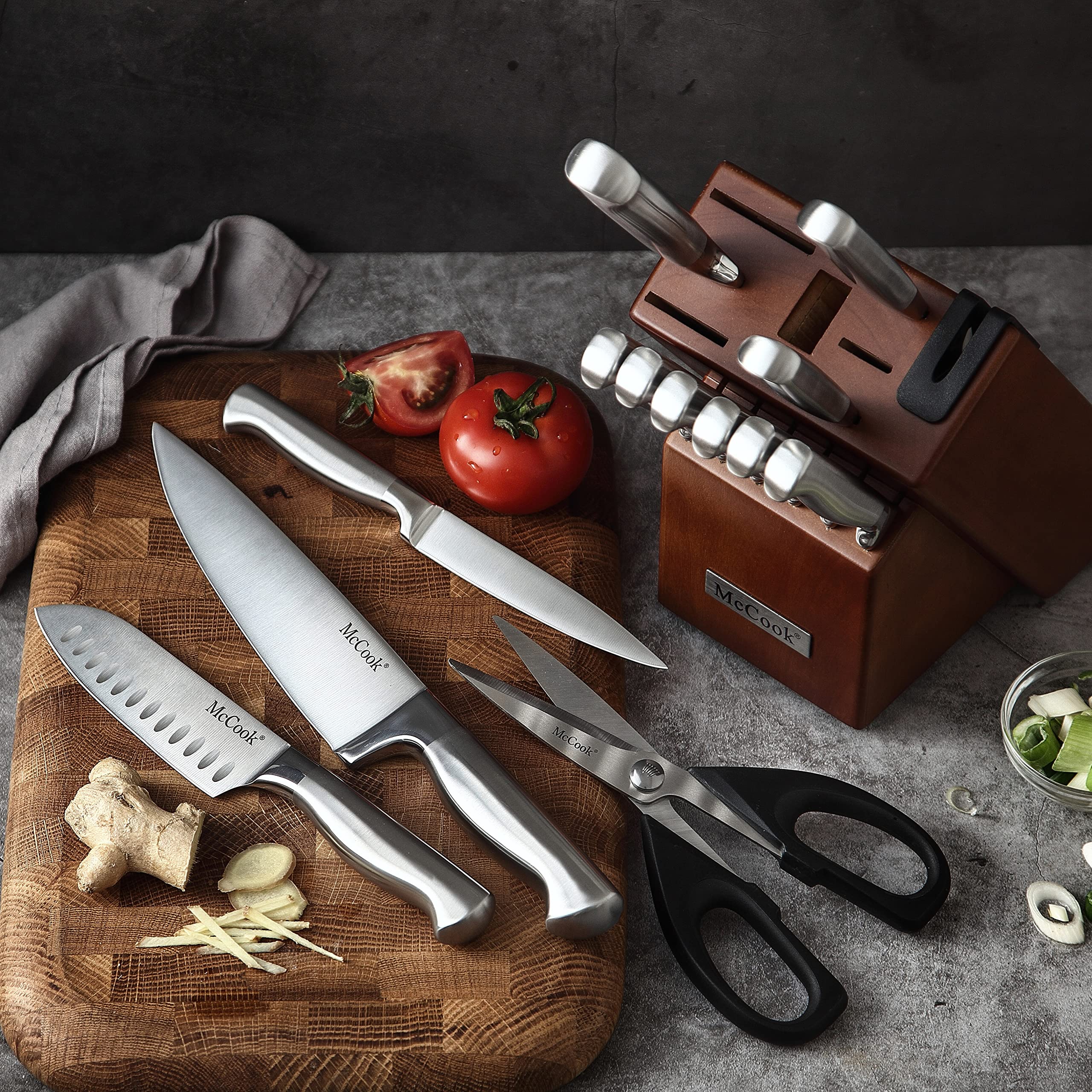 McCook® German Stainless Steel Knife Set with Built-in Sharpener - 15-Piece Kitchen Knife Block Set for Professional Chefs & Home Cooking - Perfect for Meat Cutting, Vegetable Chopping & Food Prep