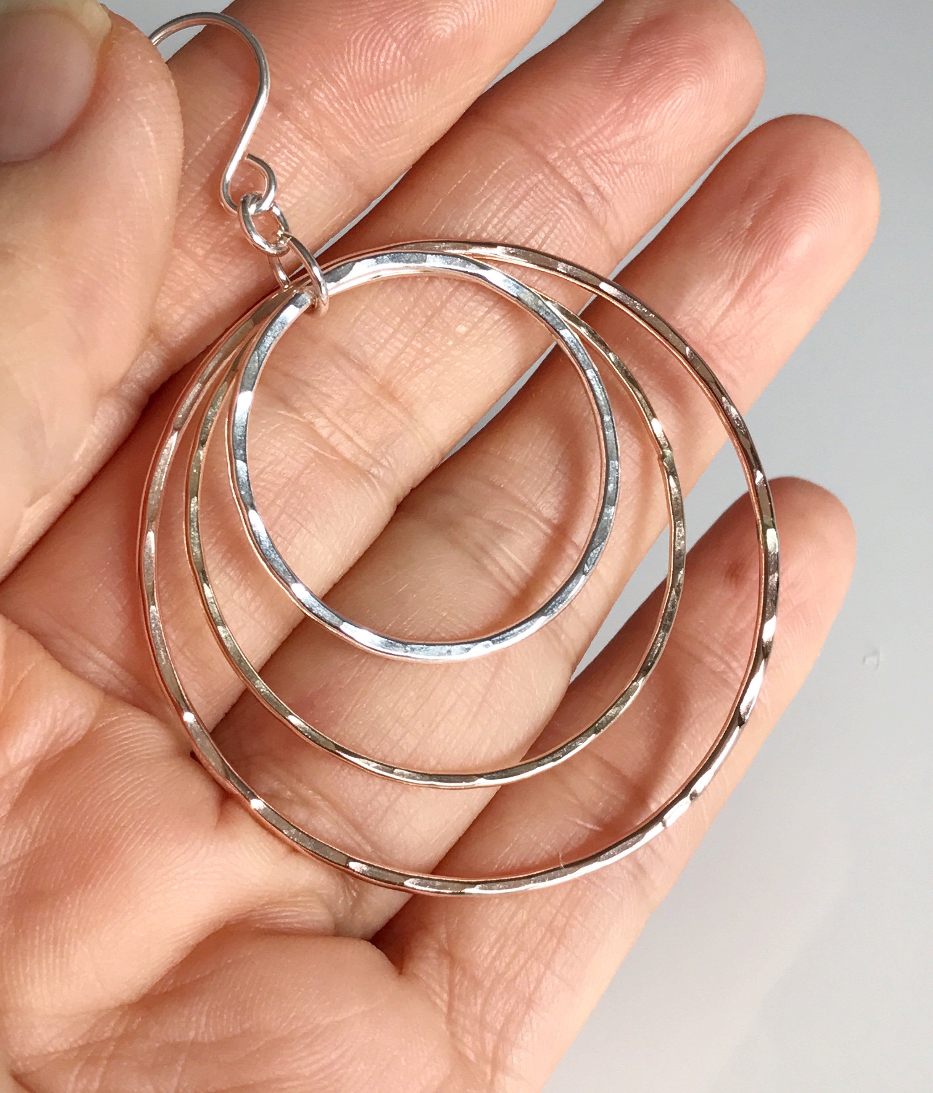 Mix Metal Hula Hoops for Adults & Kids - Lightweight Fitness Exercise Hoop for Weight Loss, Dance, Yoga & Outdoor Fun (Model E415) - Perfect for Home, Gym, Park & Beach Workouts
