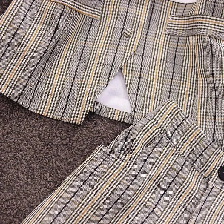 Stylish Women's Flared Plaid Pantsuit - Trendy Office & Casual Outfit for Work, Party & Everyday Wear