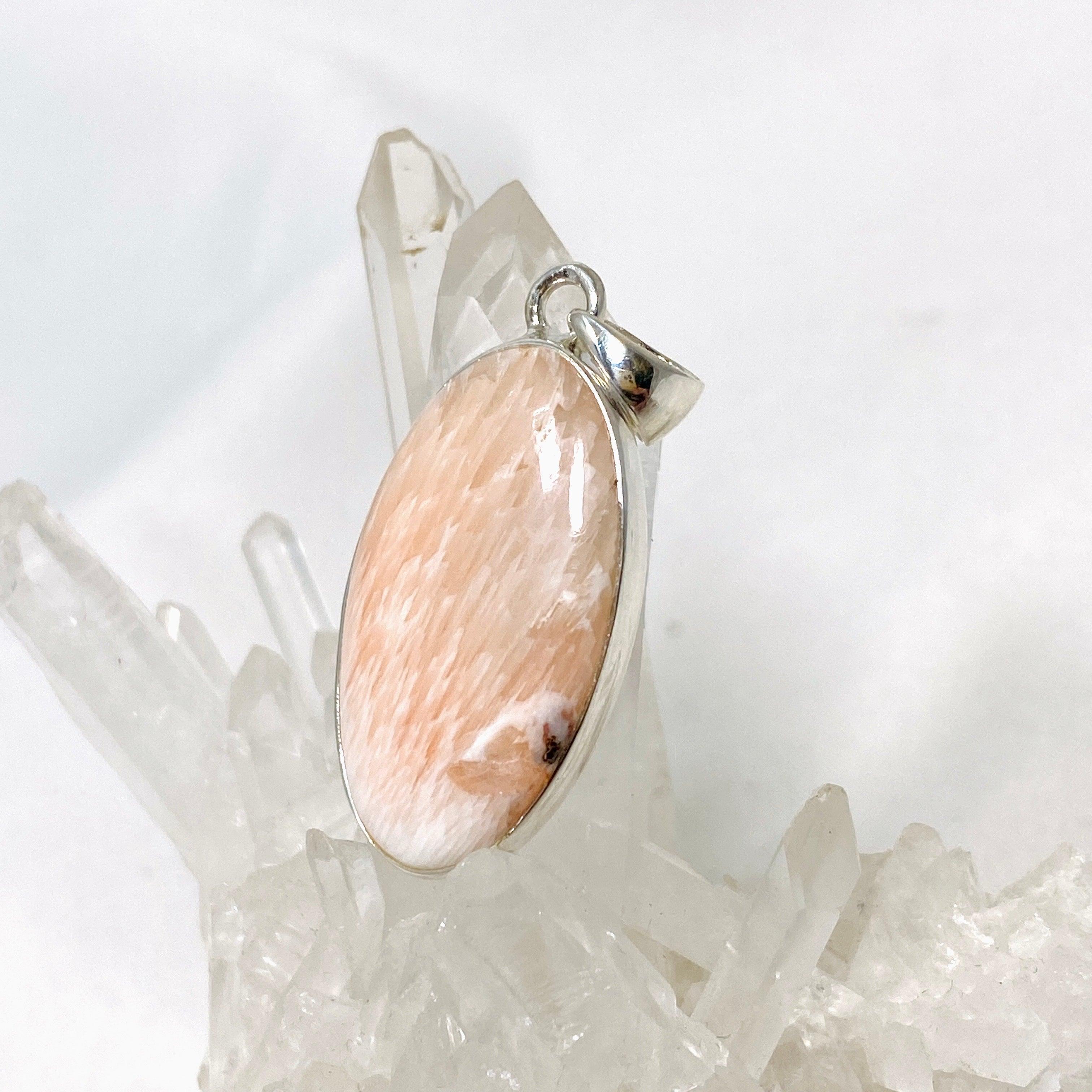 Natural Peach Scolecite Oval Pendant Necklace - Healing Crystal Jewelry for Women - Perfect for Meditation, Energy Balancing & Spiritual Gifts